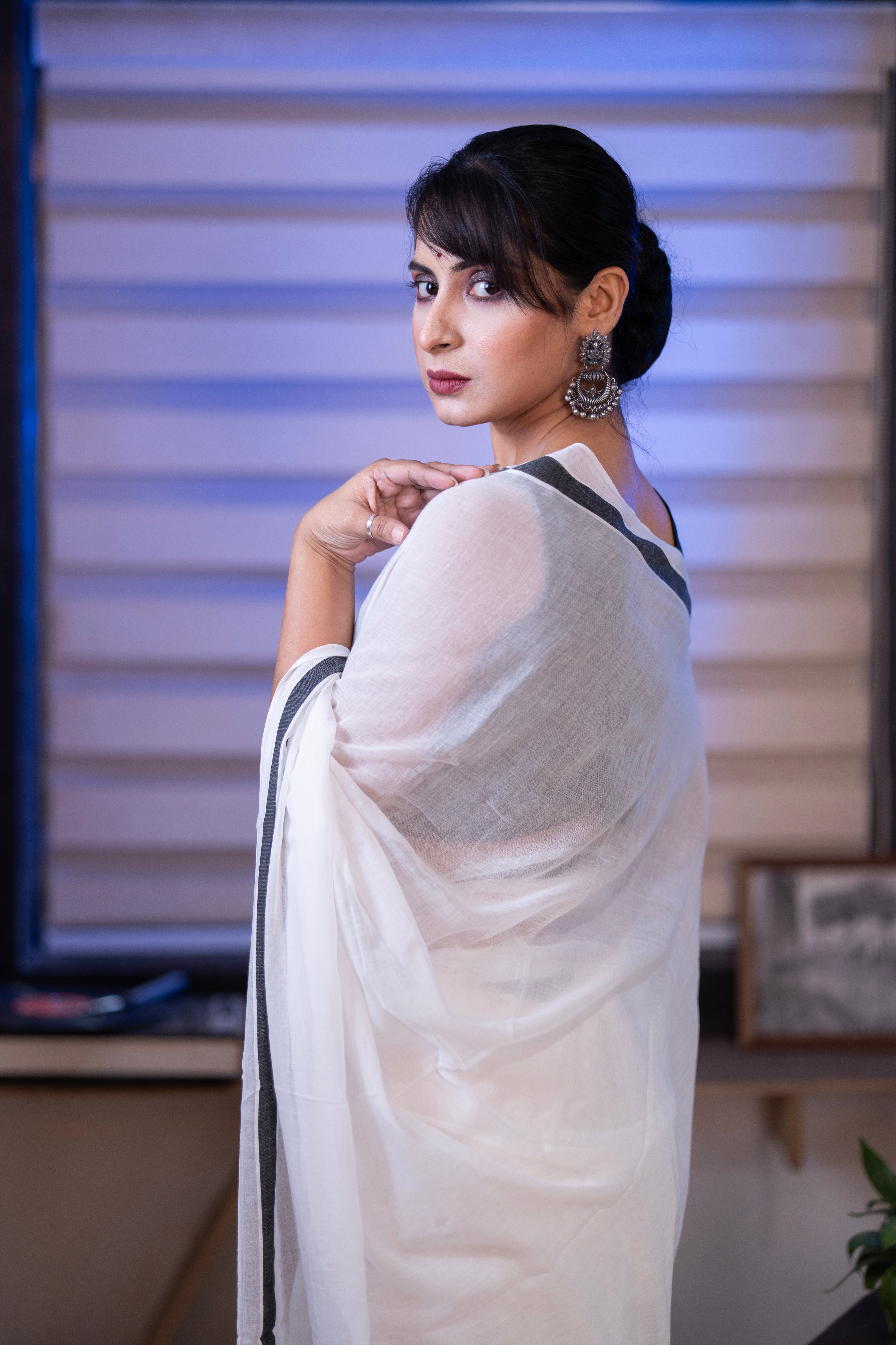 Safed Sitara Mul Mul Cotton Saree-  White