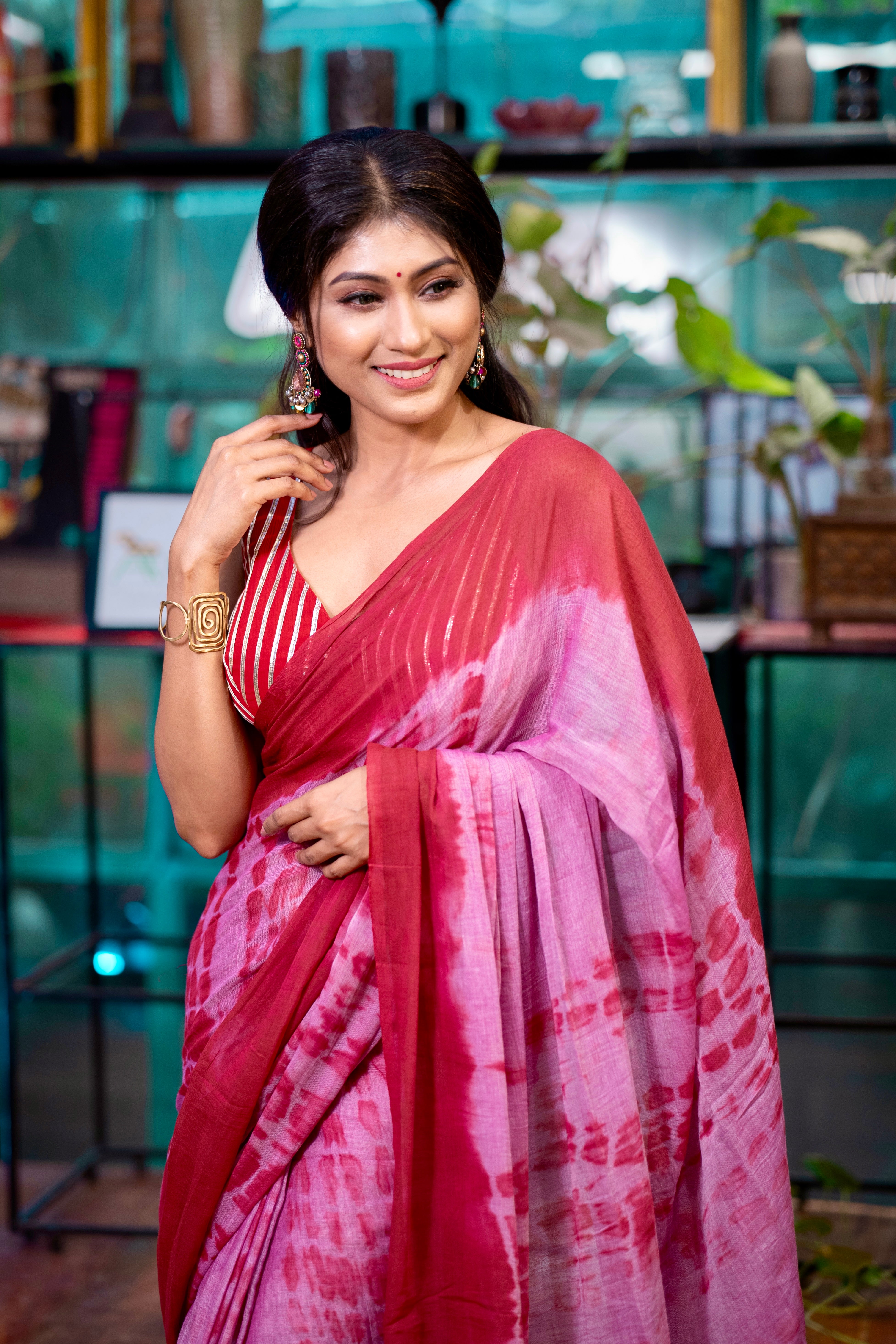 Bubble pink & maroon shibori Print Mulmul Cotton Saree with blouse piece