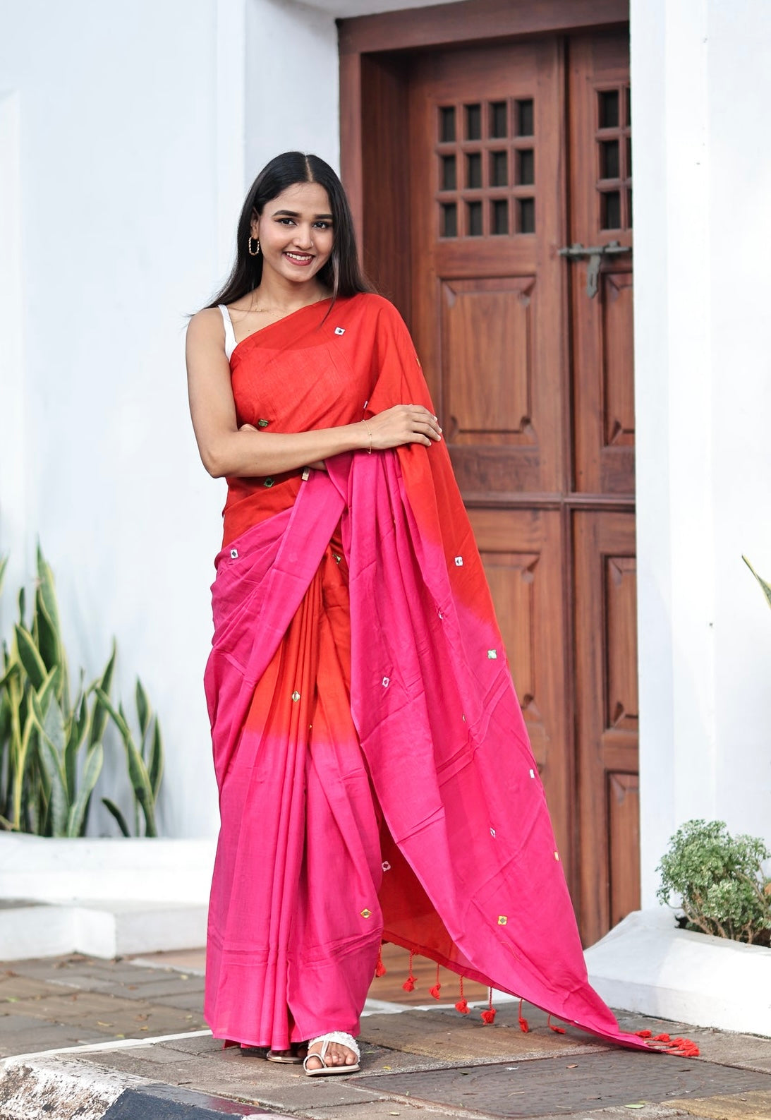 Pure Mul Cotton Mirror Work Saree Red & Rani