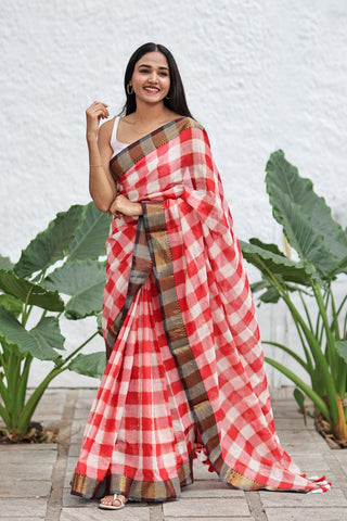 Red&White Box Check Mulmul Cotton Saree – Golden Zari