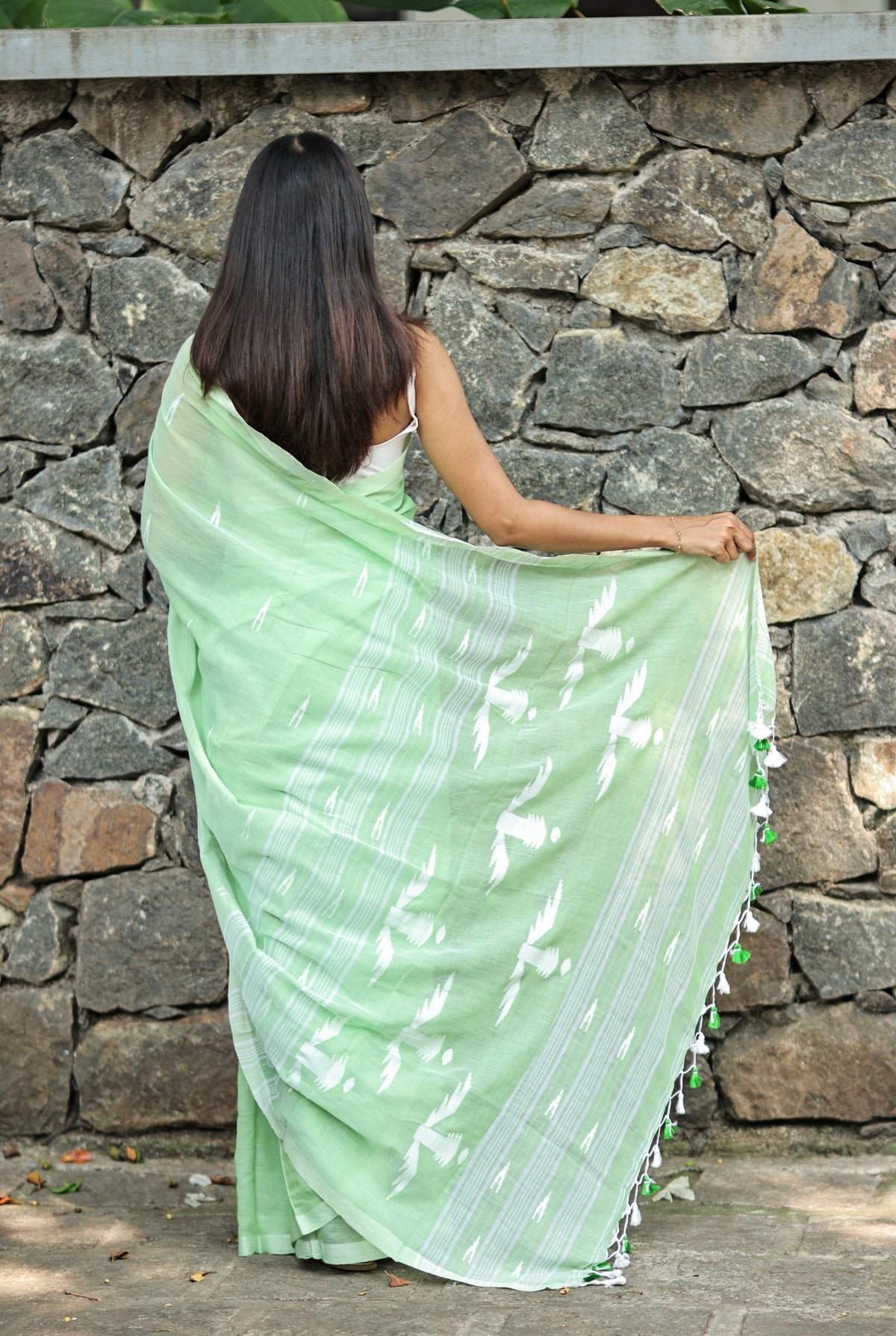 Vanya LIGHT GREEN PURE MUL MUL COTTON HAND WEAVING SAREE