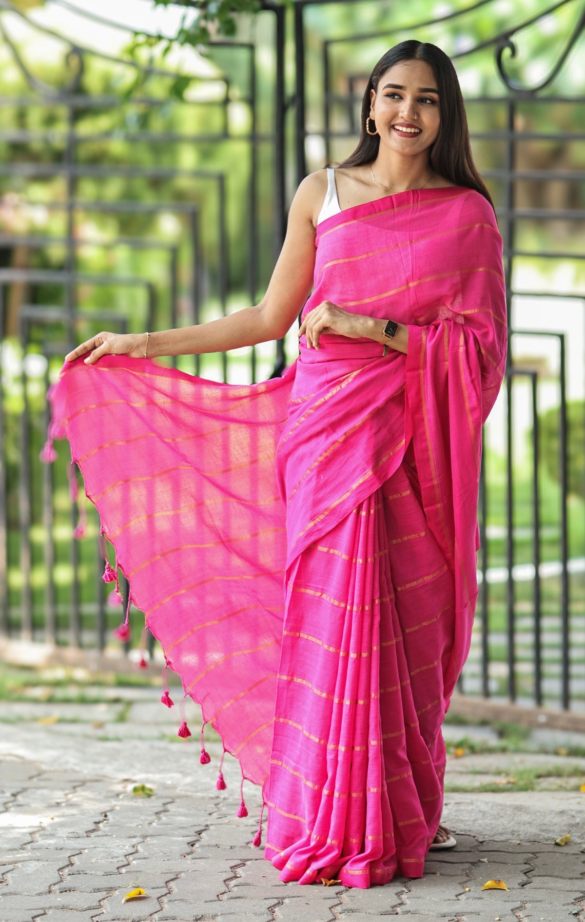 Rani golden stripes soft cotton saree with blouse piece