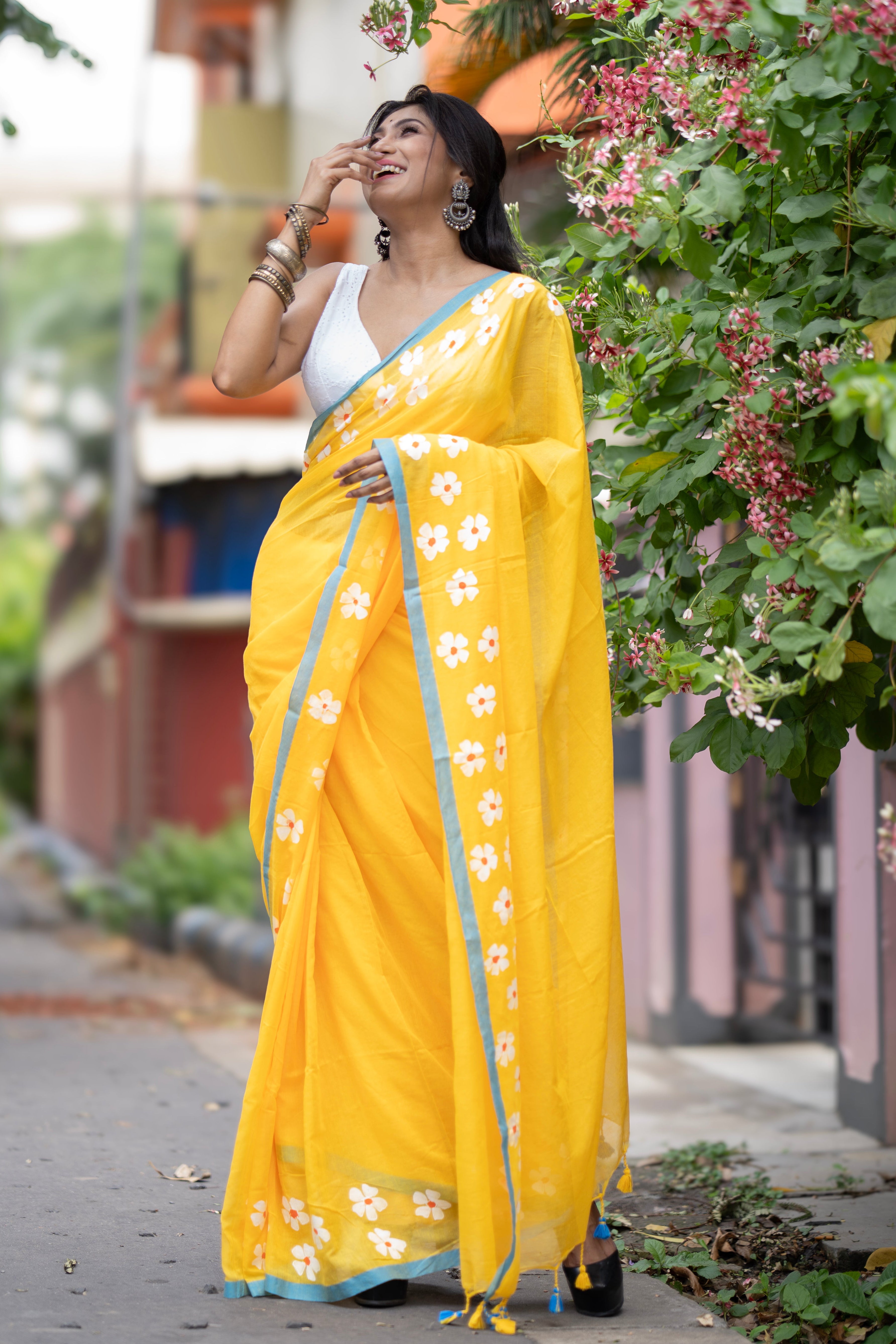 Phoolvalli Hand Printed Mul Mul Cotton Saree