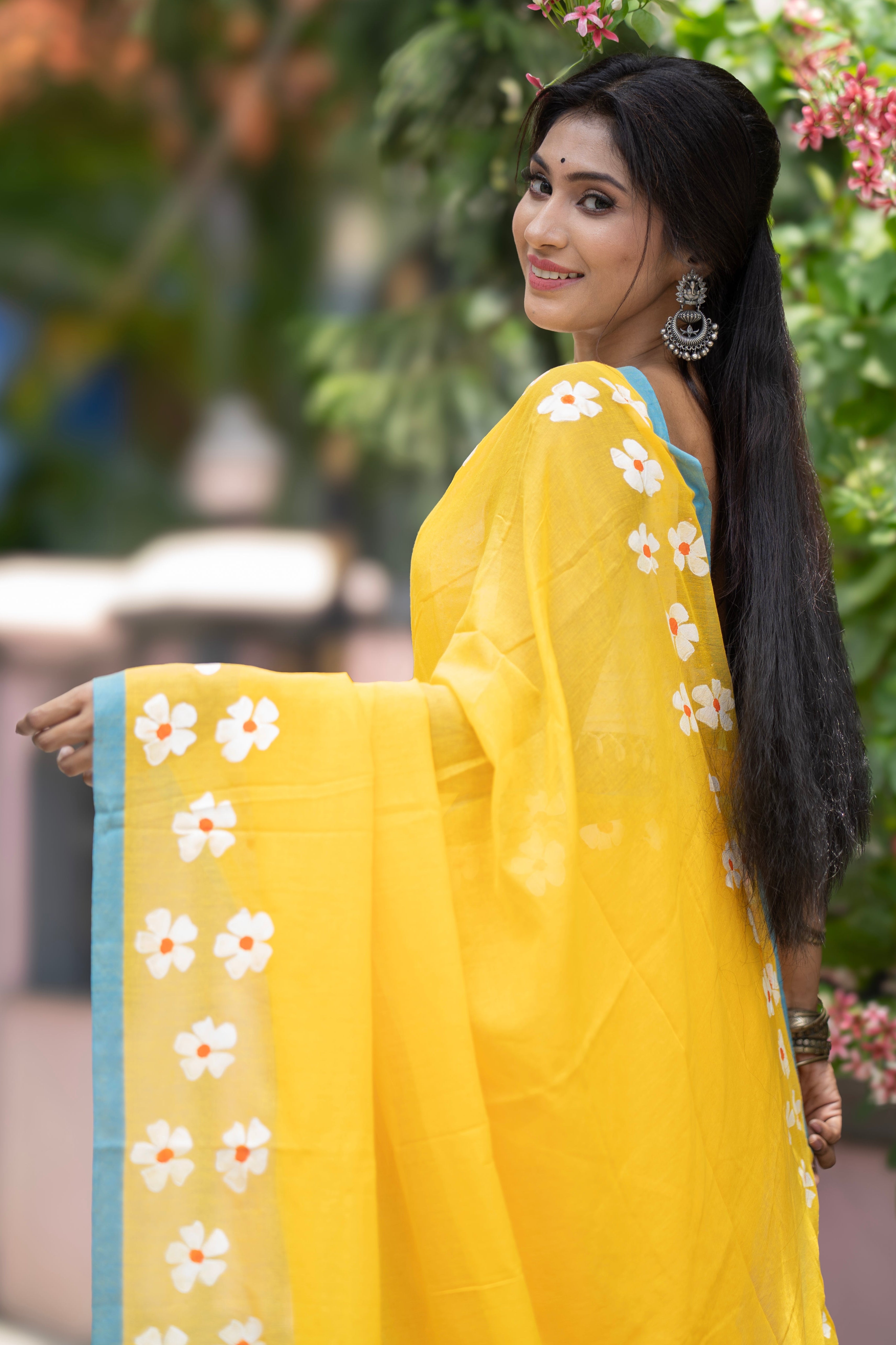 Phoolvalli Hand Printed Mul Mul Cotton Saree
