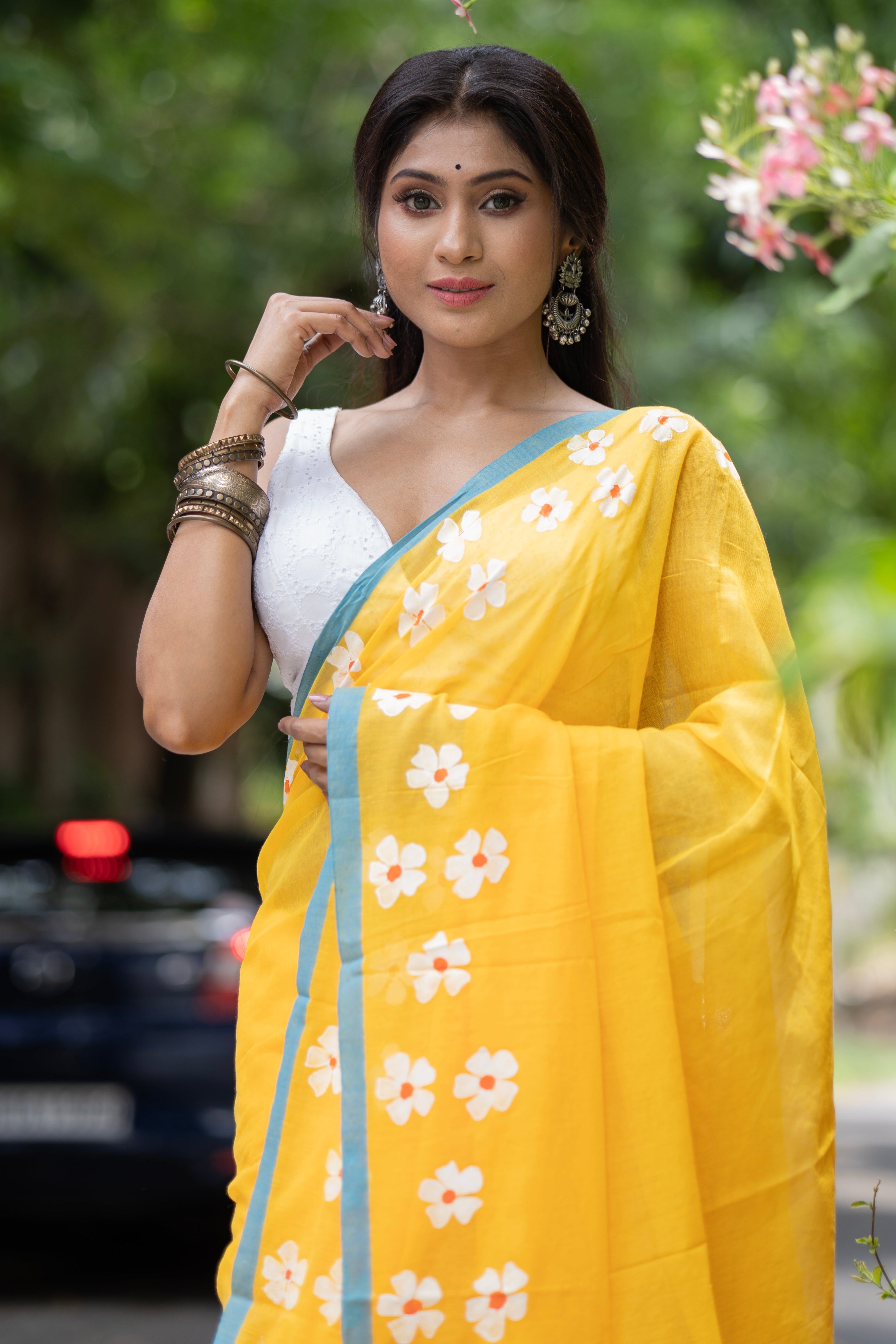 Phoolvalli Hand Printed Mul Mul Cotton Saree