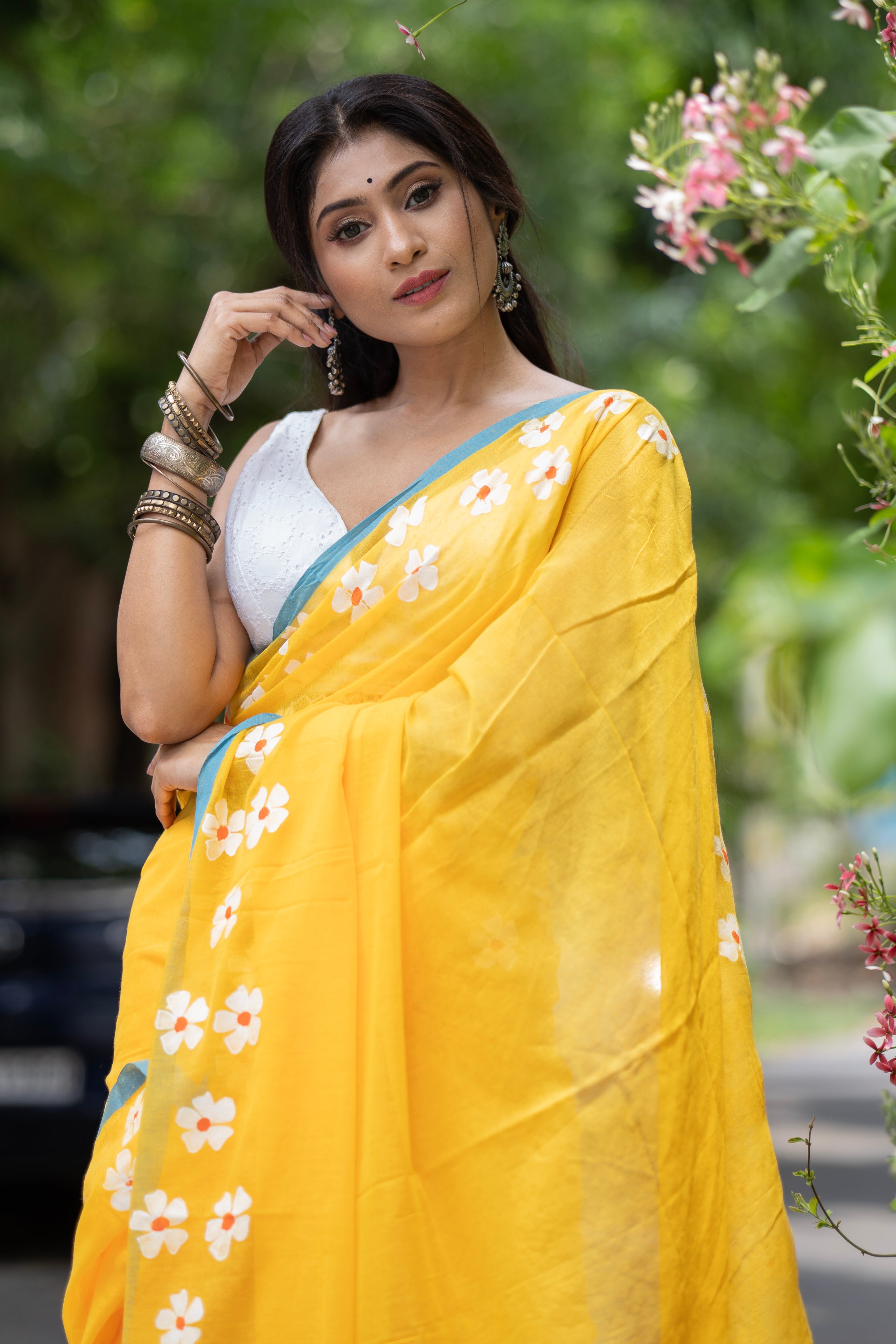 Phoolvalli Hand Printed Mul Mul Cotton Saree
