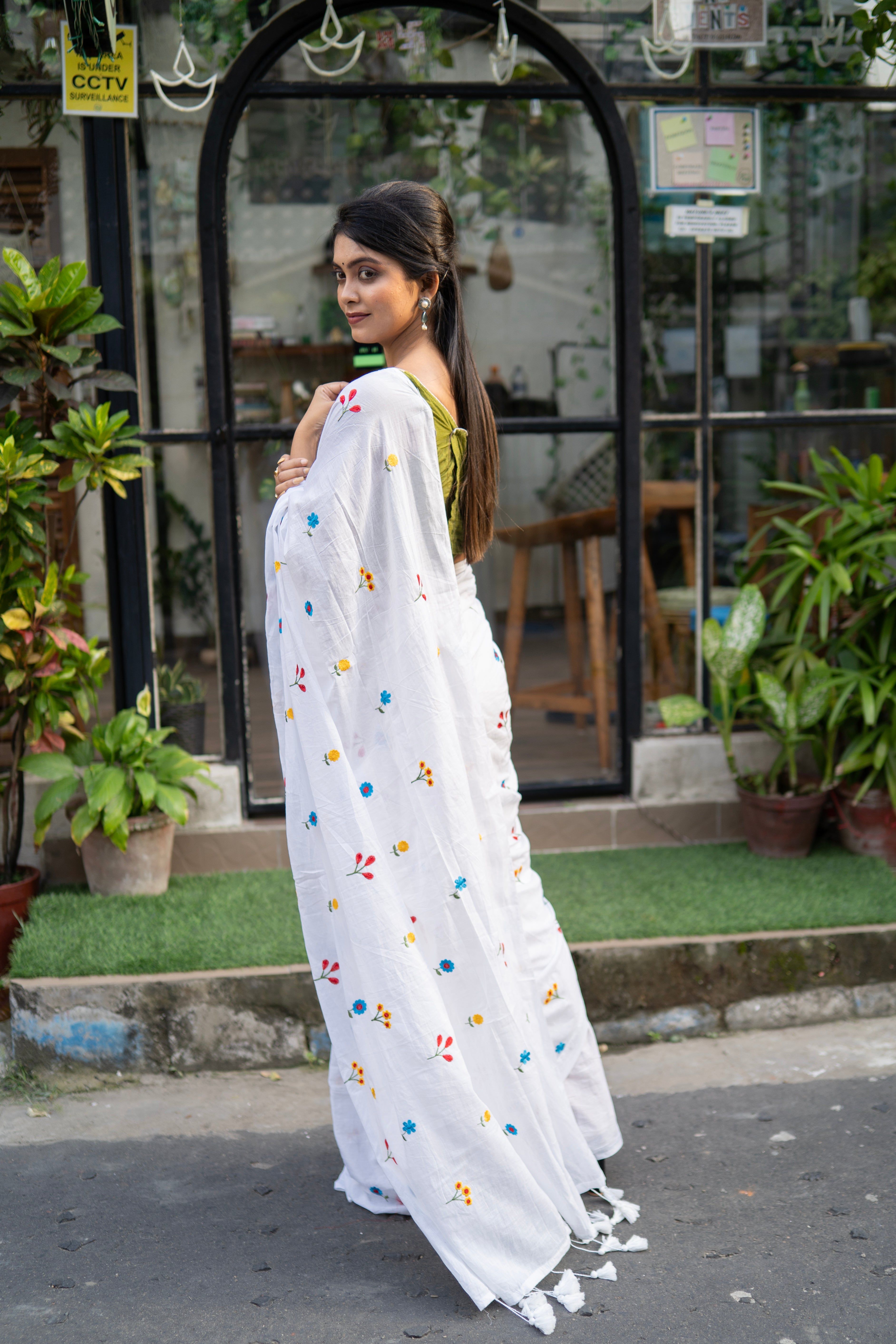 White Embroidered Mul Mul Cotton Saree