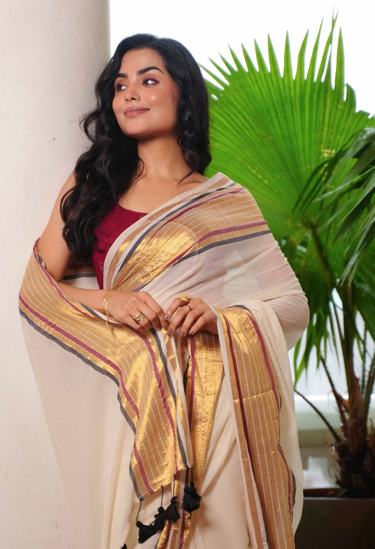 Mul cotton mahapar golden zari border Saree