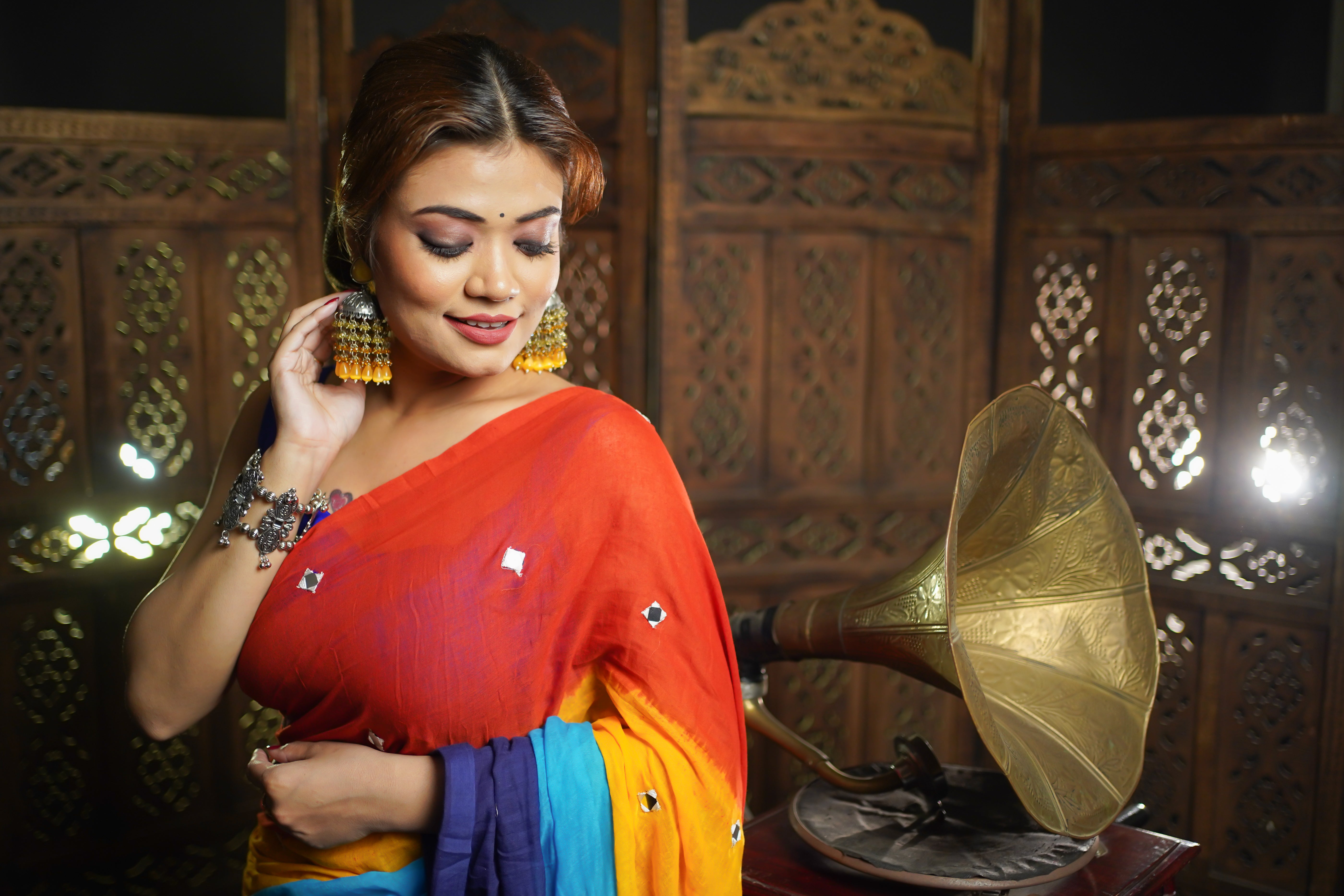 Multicolour pure mul cotton mirror work saree