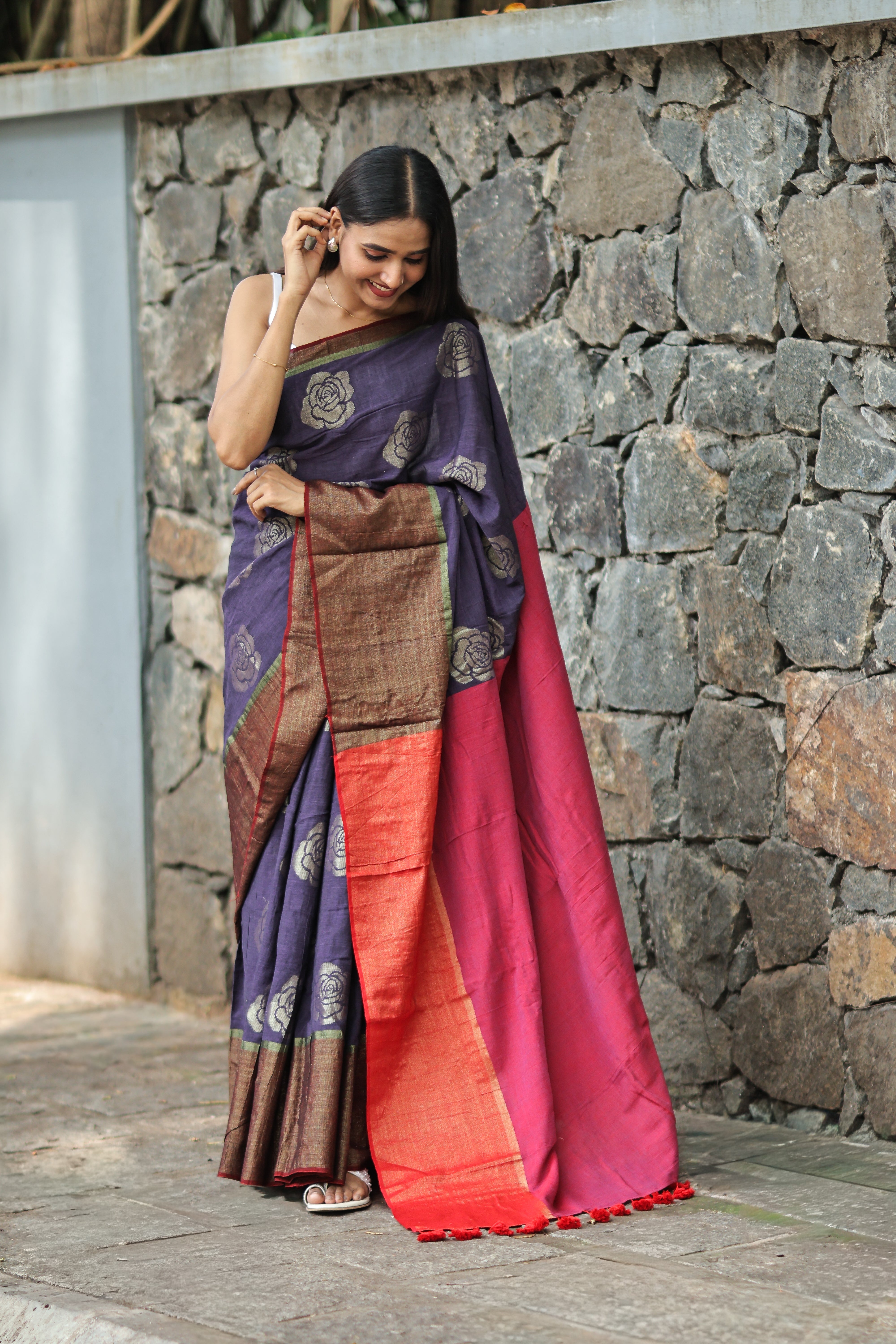RED AND LAVENDER COTTON ACRYLIC SAREE with FLORAL ZARI