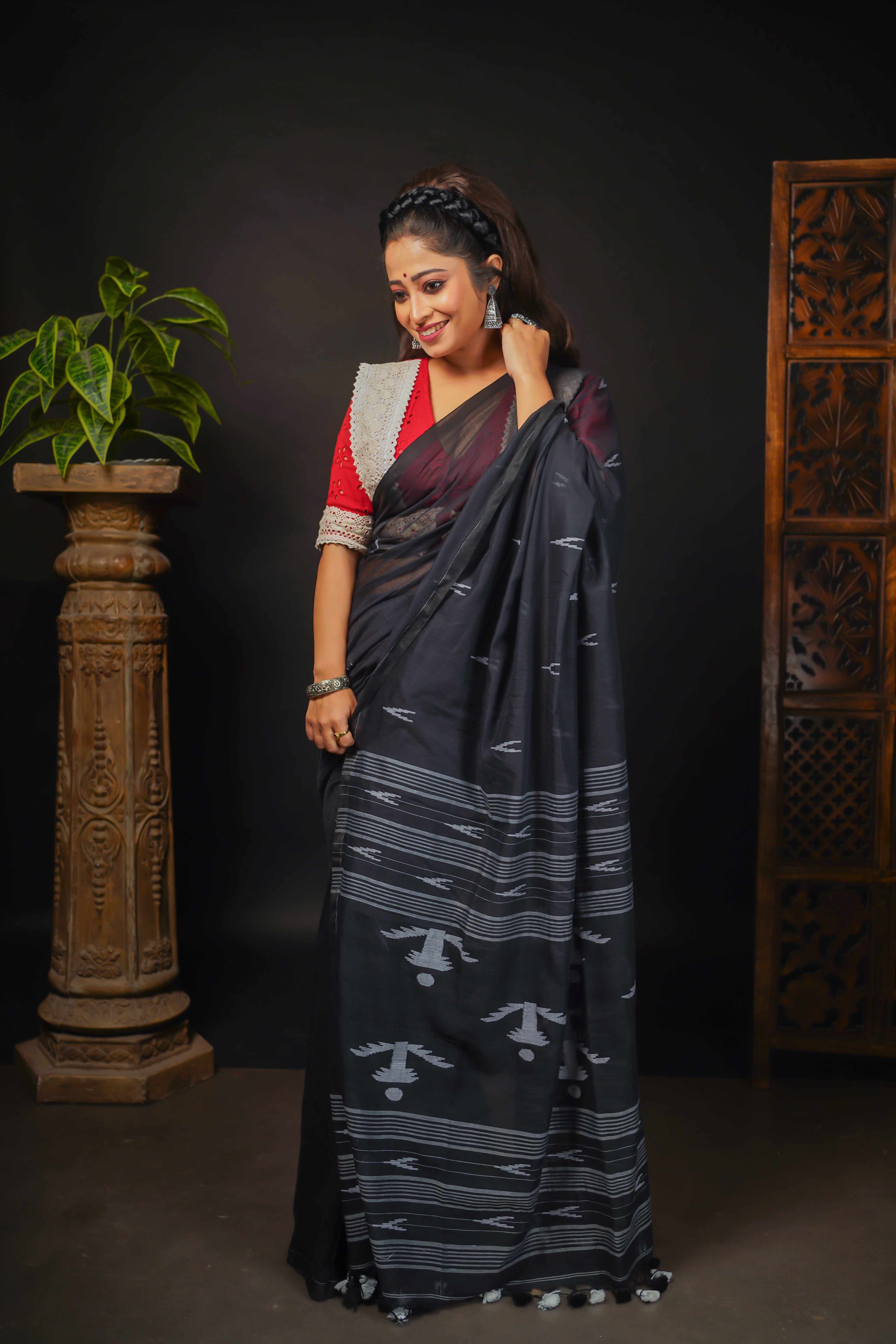 Anvika Black pure mul mul cotton hand weaving saree