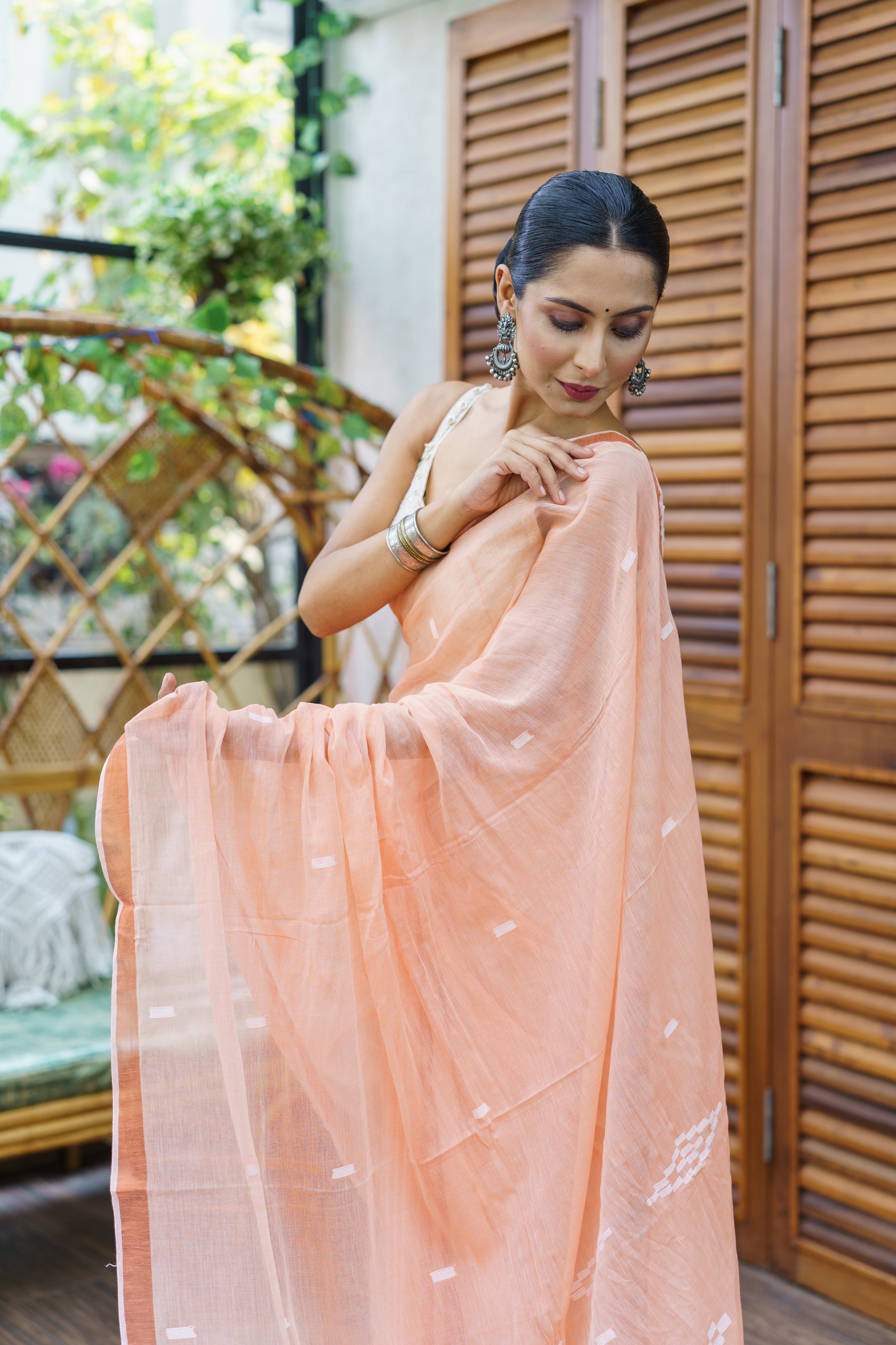 Hand Weaving Mulmul Cotton Saree- Peach