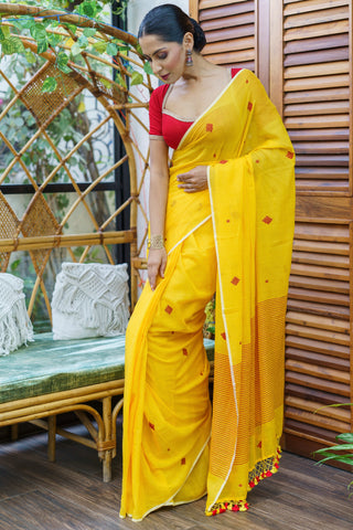 Yellow Hand Weaving Mul Mul Cotton Saree