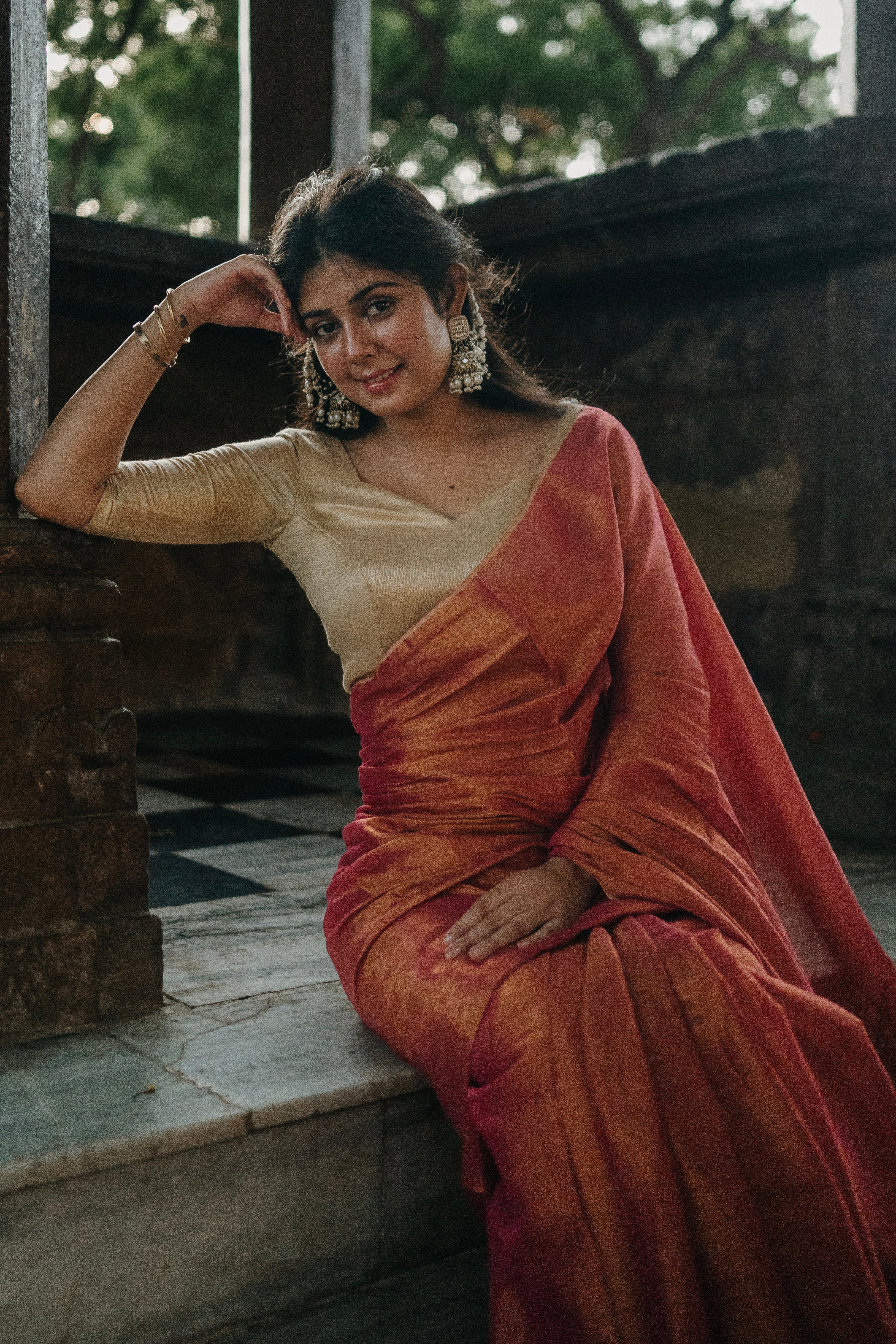 Dual Tone Tissue Linen Saree- Roseberry