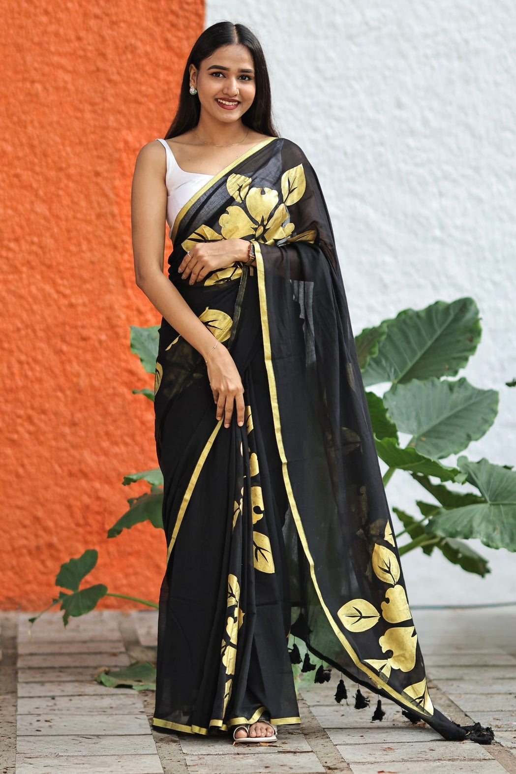 Premium Black Flower Gold Printed Mulmul Cotton Saree