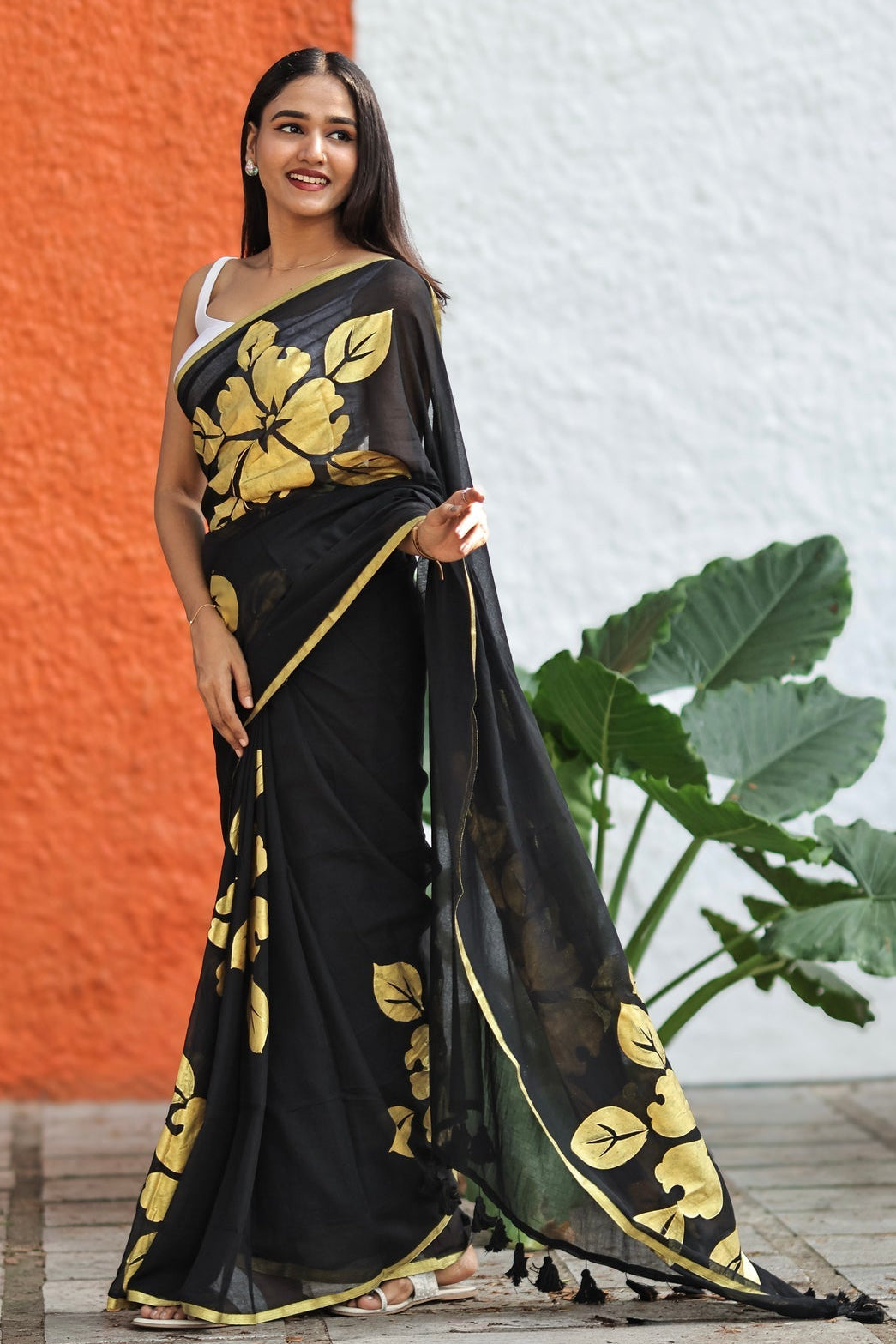 Premium Black Flower Gold Printed Mulmul Cotton Saree