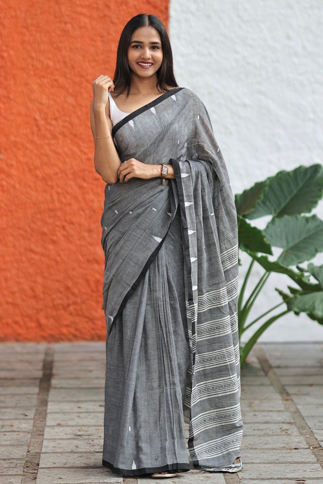 Hand Weaving Mulmul Cotton Saree- Grey & Black