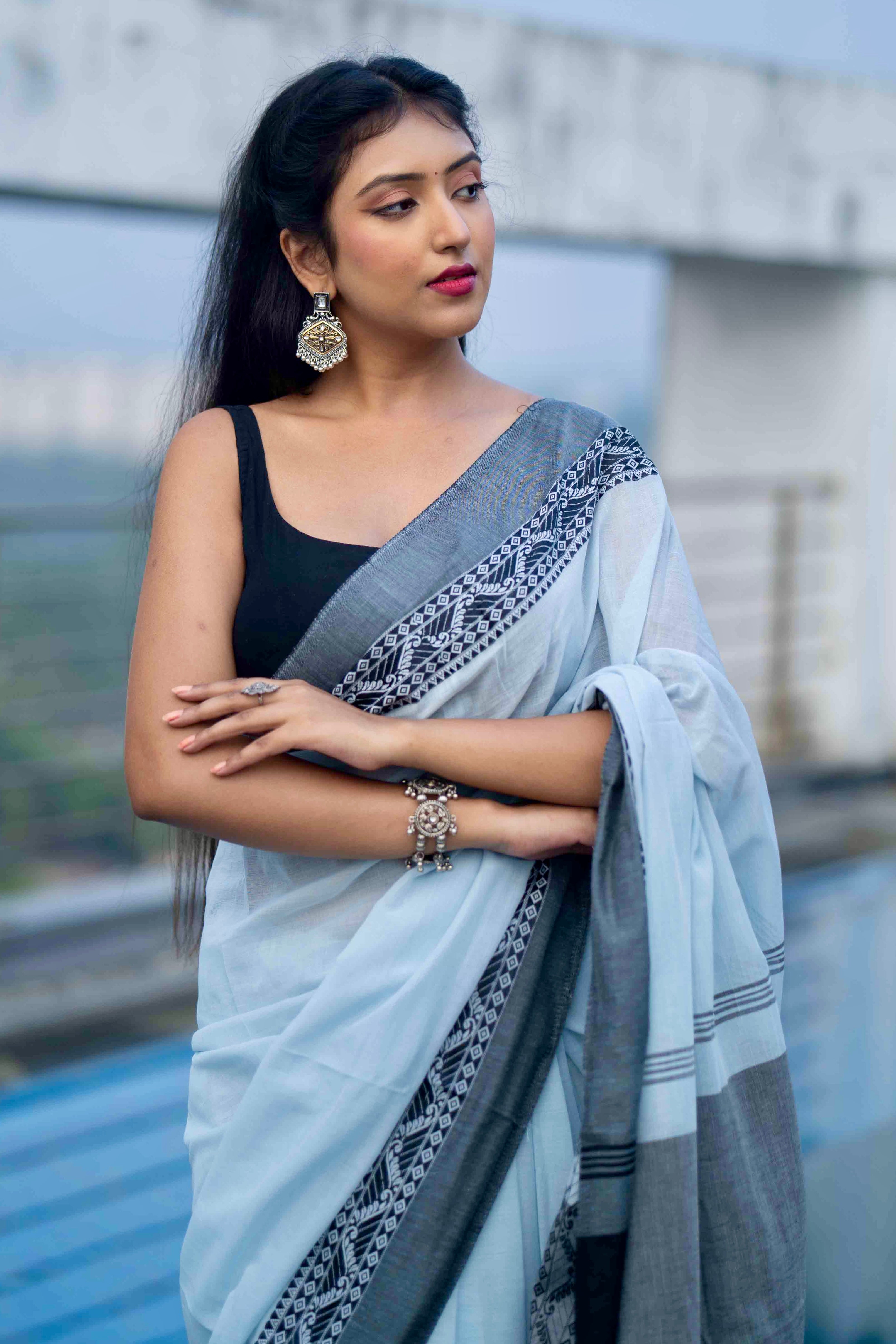 Light blue Mul Mul Cotton Saree with blouse piece