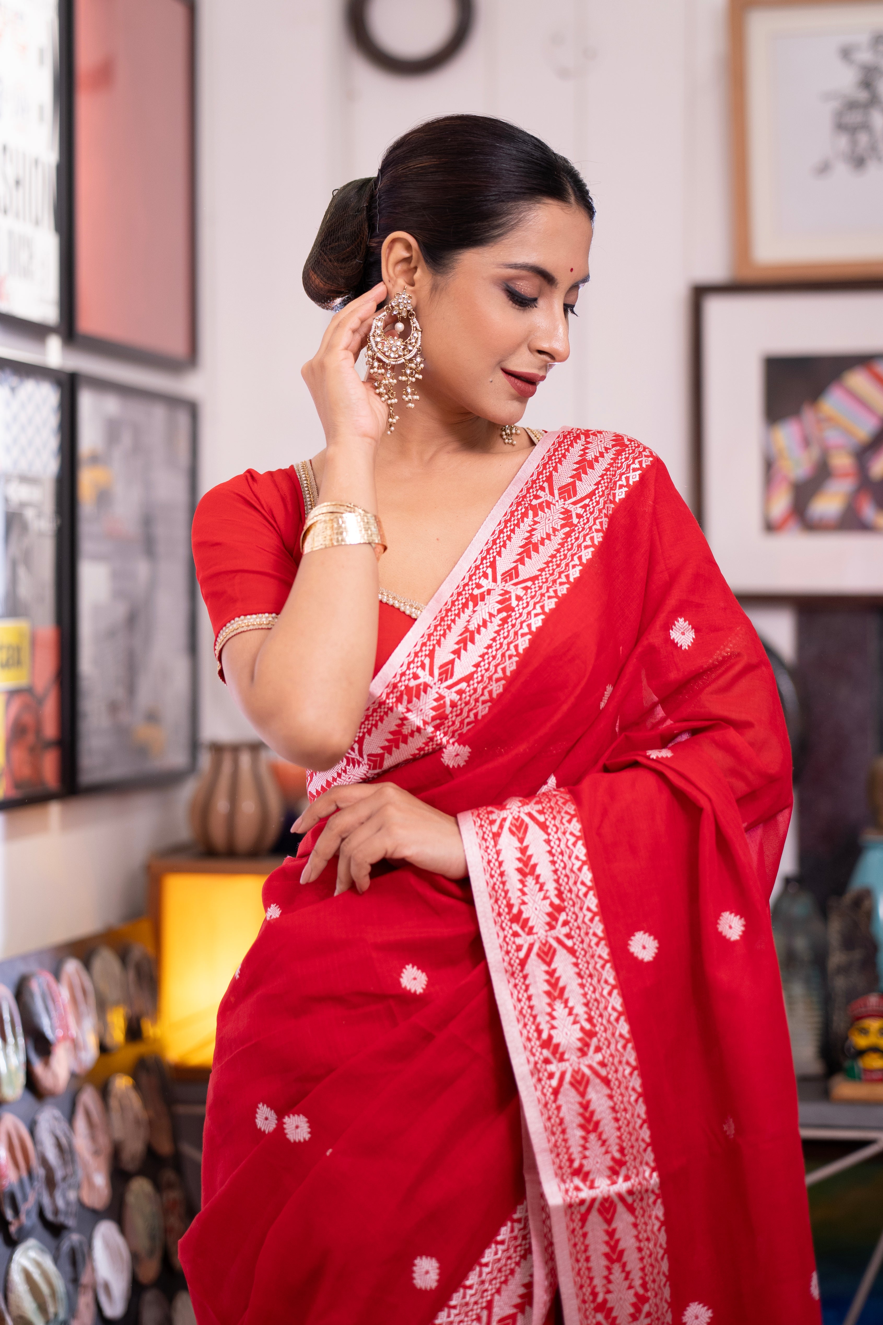 Red Pure Masrise Cotton Handwoven Saree