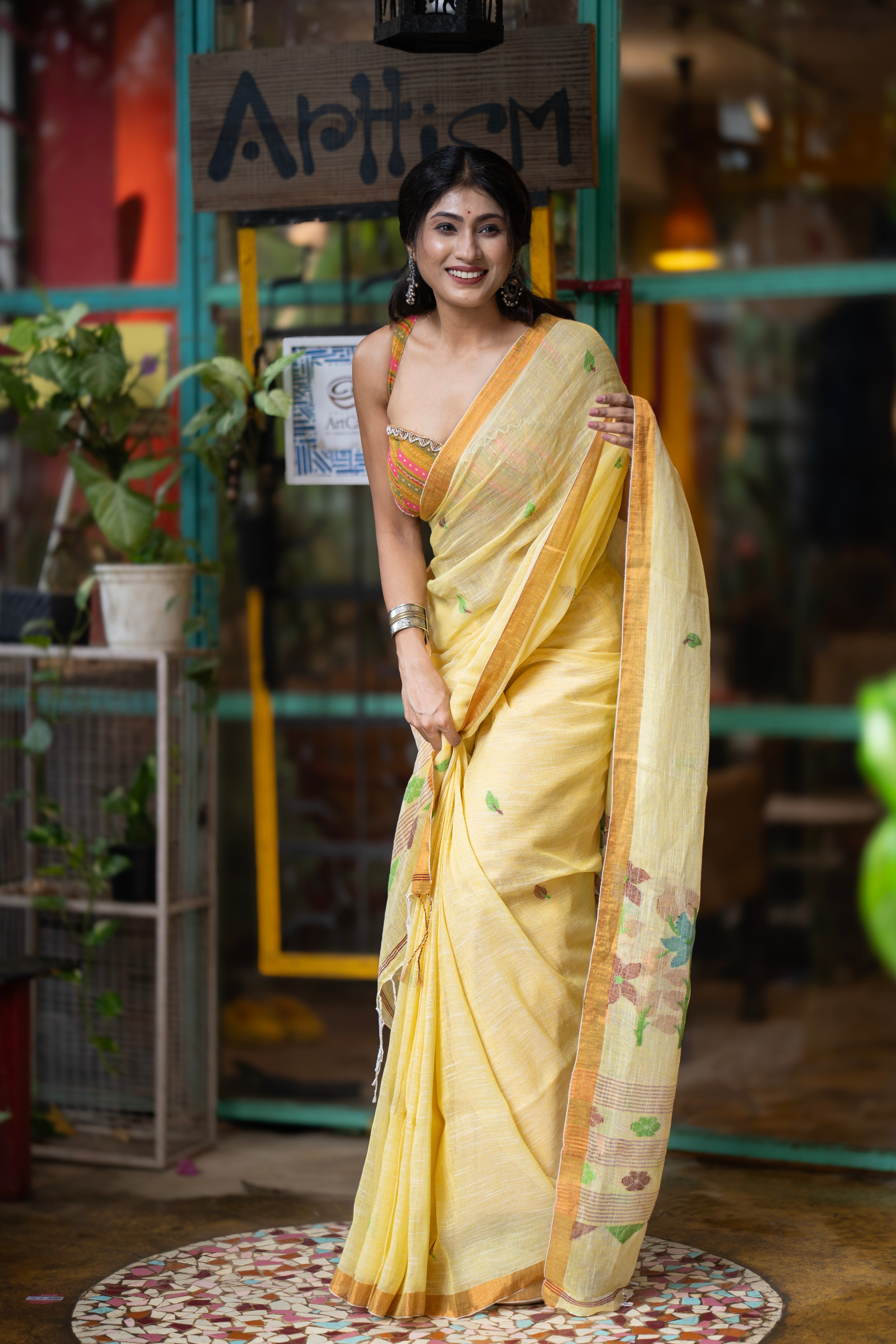 Yellow Hand Woven Linen Jamdani Saree