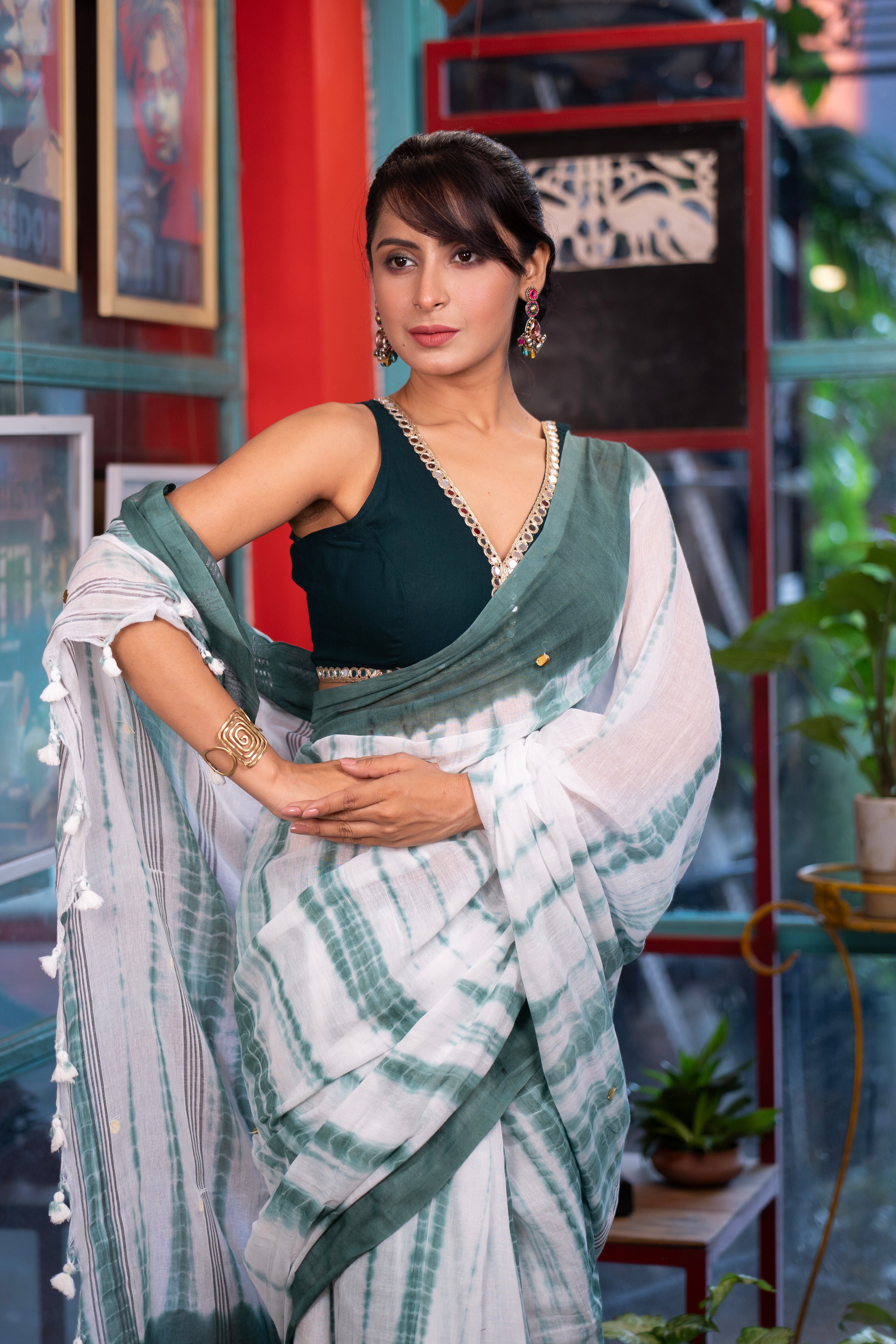 White & Pistachio Shibori Gini Work Pure Mul Cotton Saree