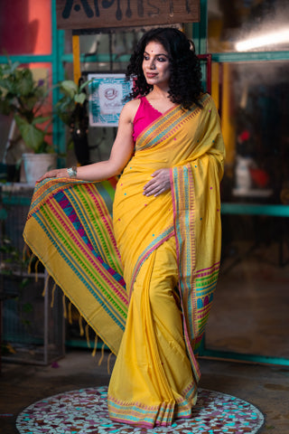 Yellow Pure Masrise Cotton Handwoven Saree with contrast blouse piece