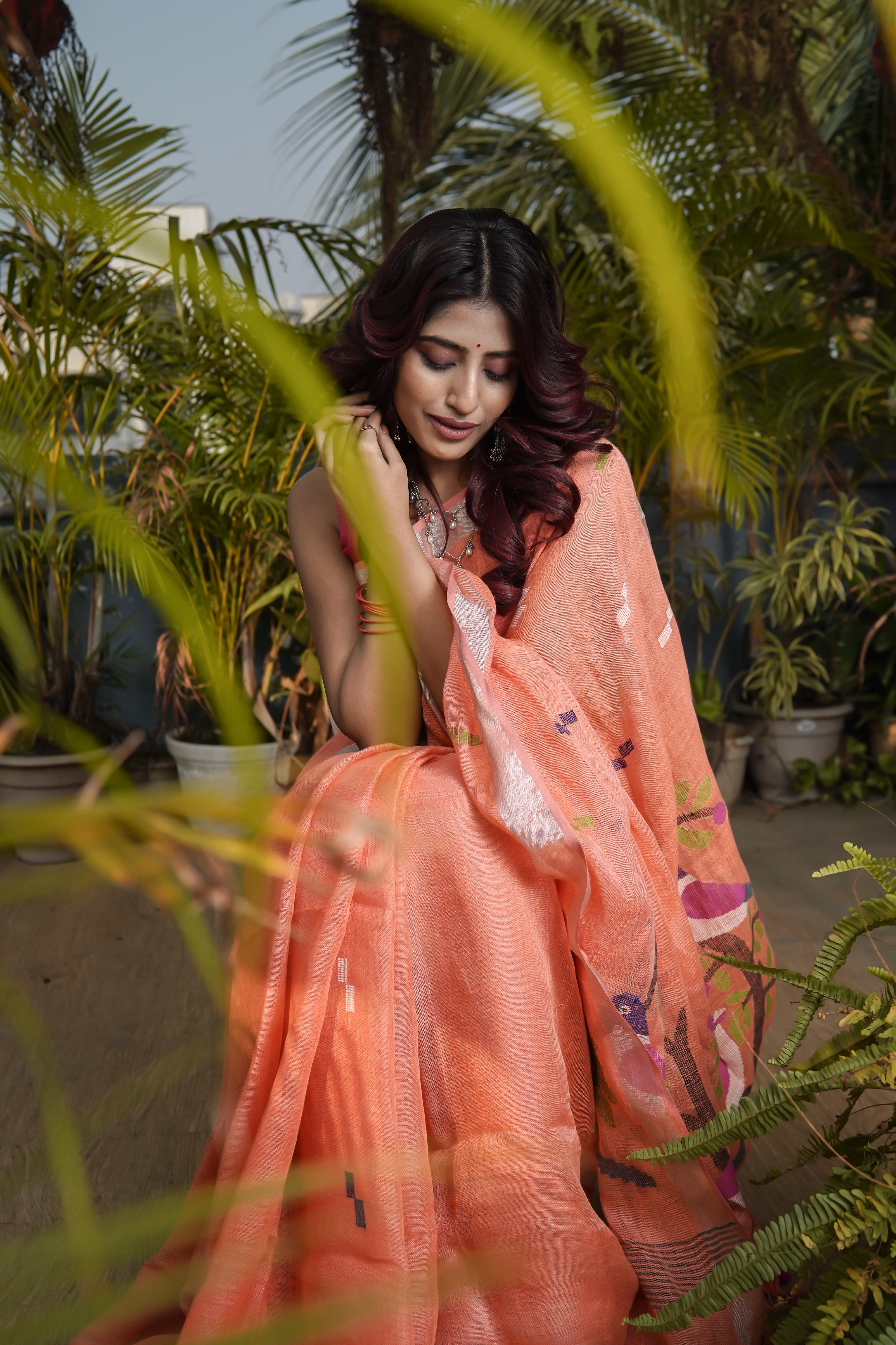 Birds Hand Weaving Linen Jamdani Saree-Peach