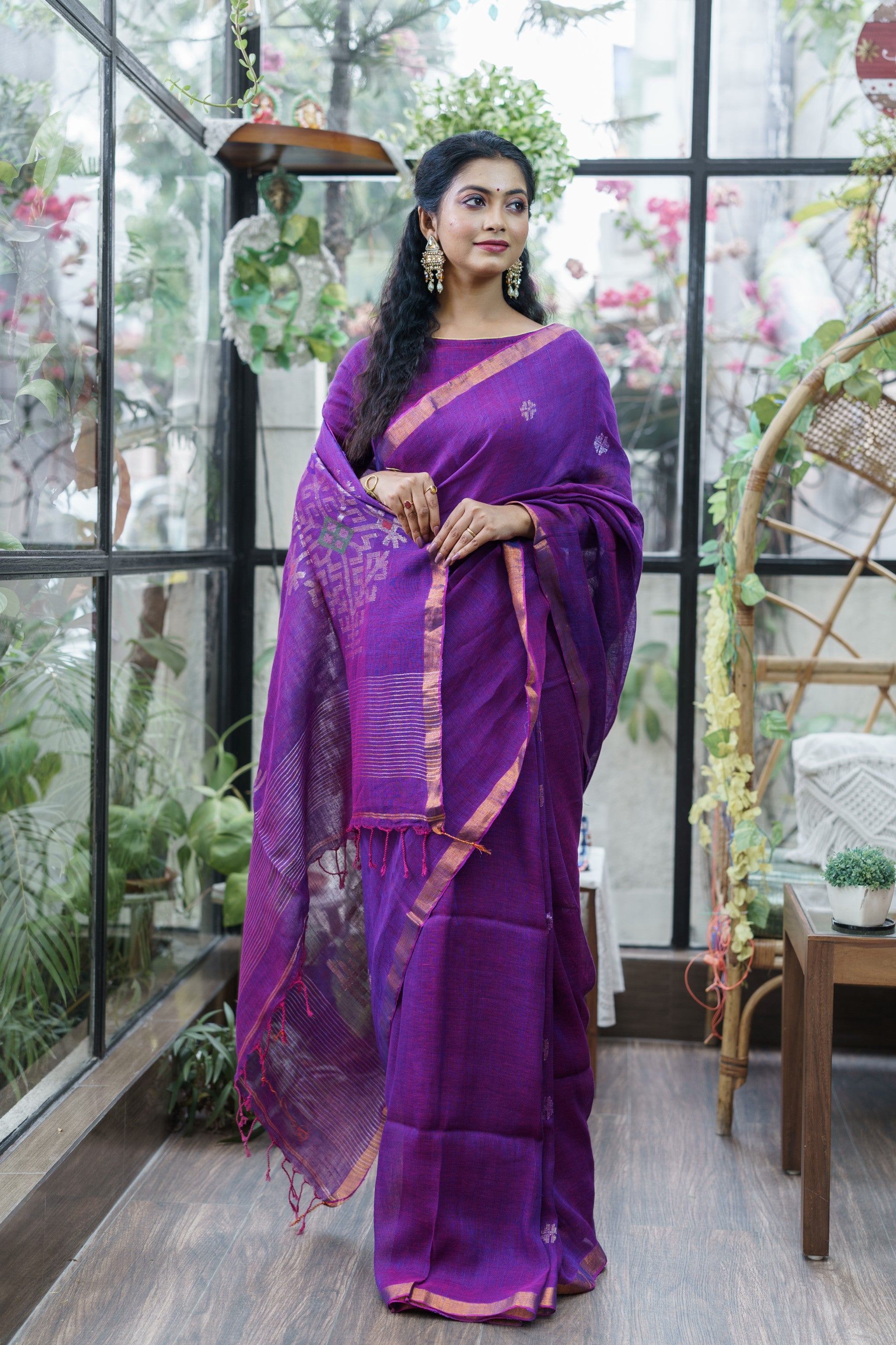 Purple Sawstik Linen Hand Woven Jamdani Saree With Blouse Piece