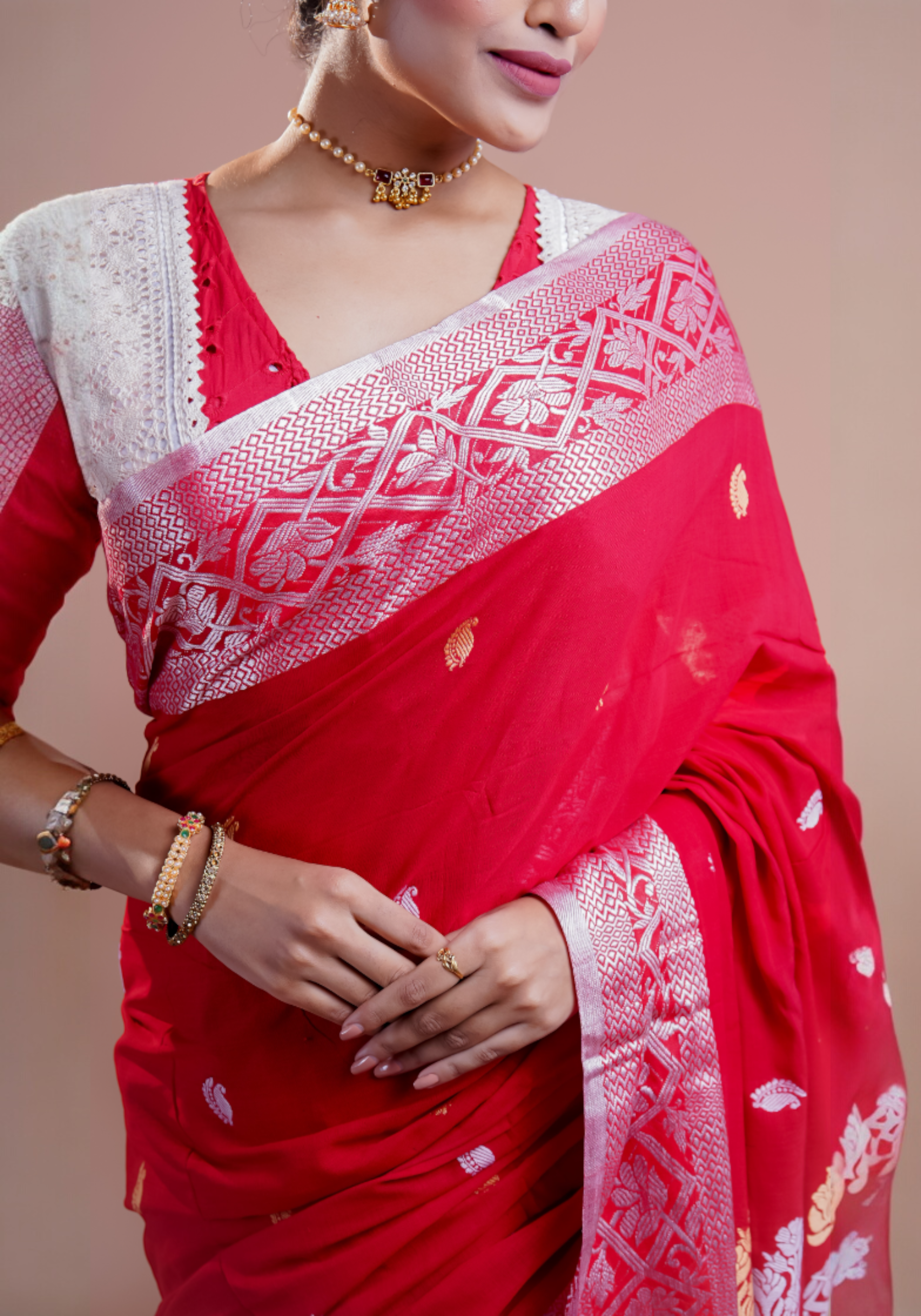 Red & white pure Mashrise Cotton handwoven saree