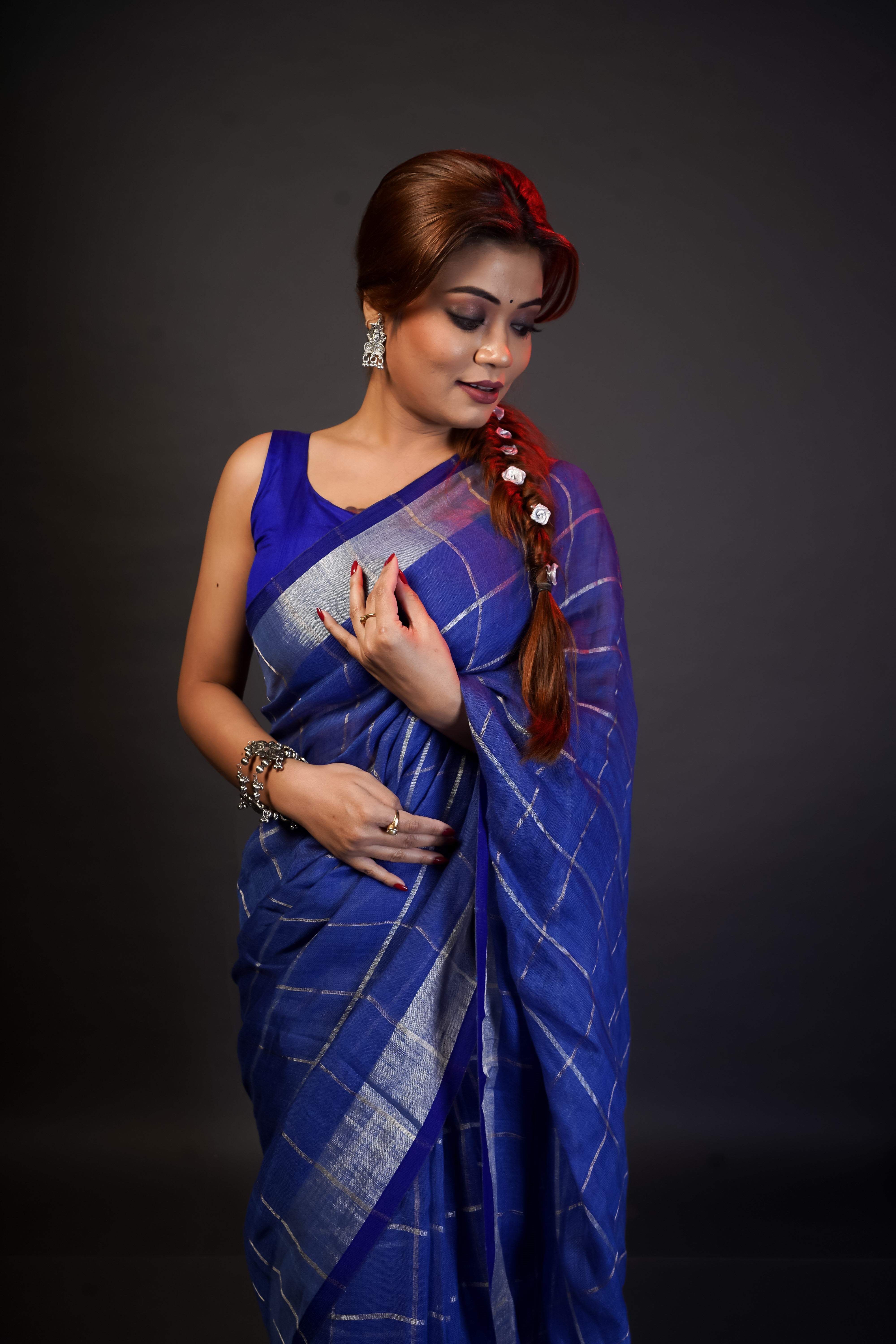 Blue All-Over silver zari Check linen Saree with blouse piece