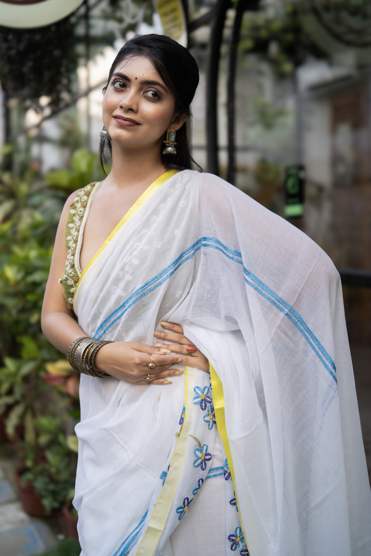 White Mul Mul Cotton Saree With Embroidery Work