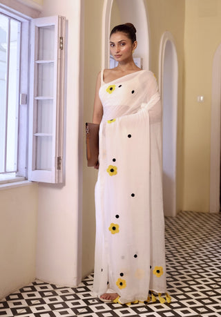 White Mulmul Cotton Saree with Floral Applique Work