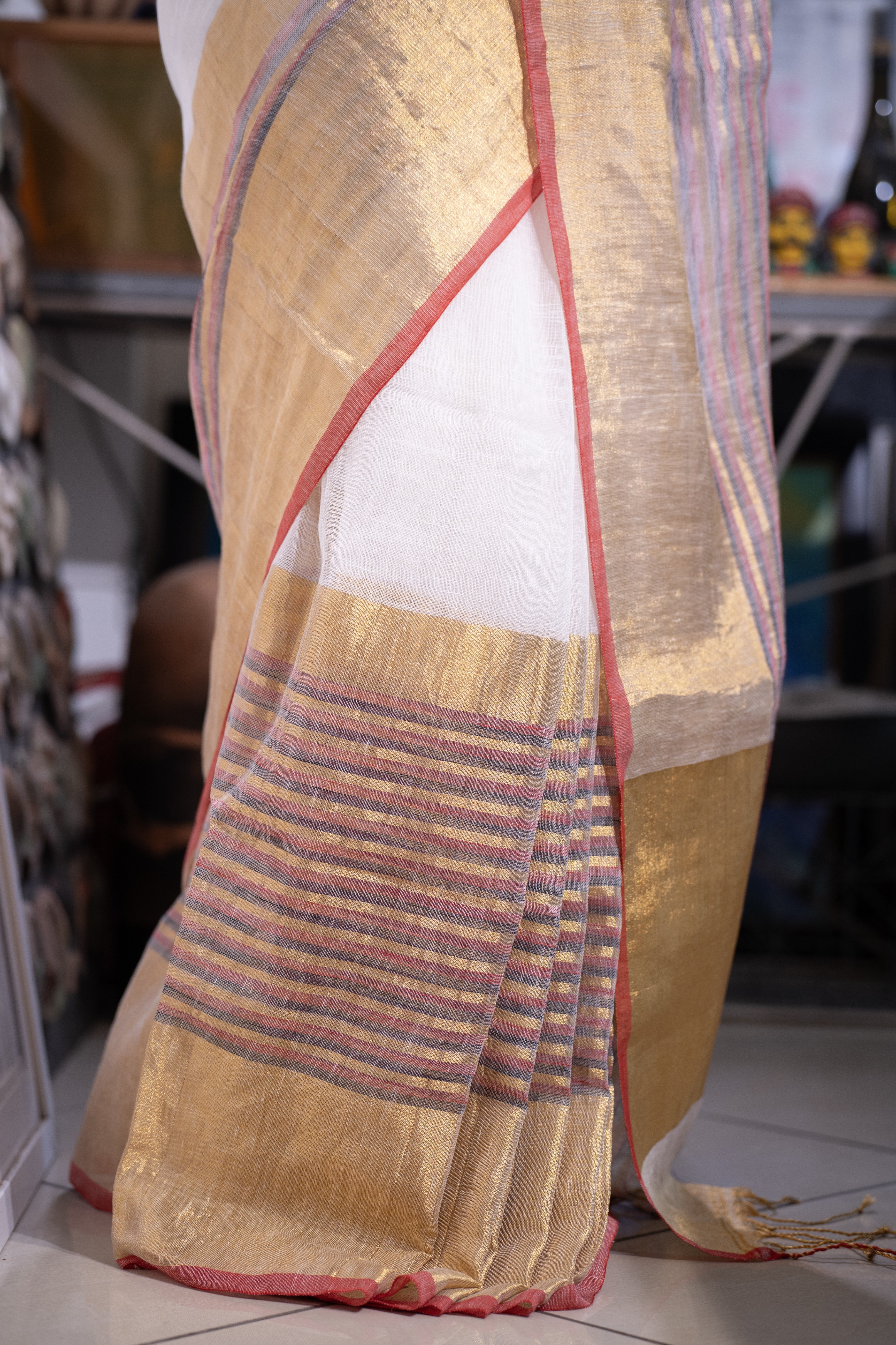 White half half linen saree