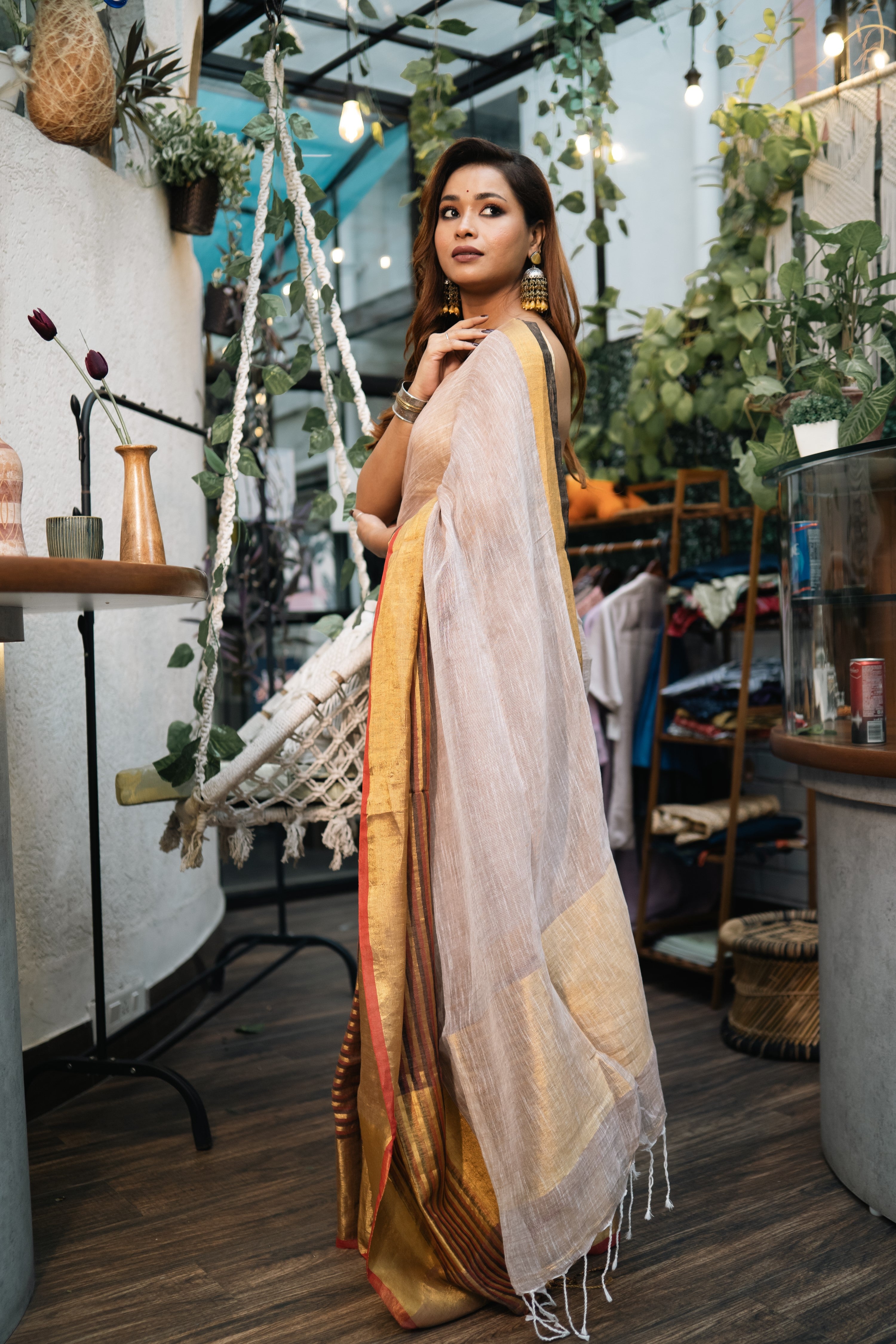 Beigh half half linen saree