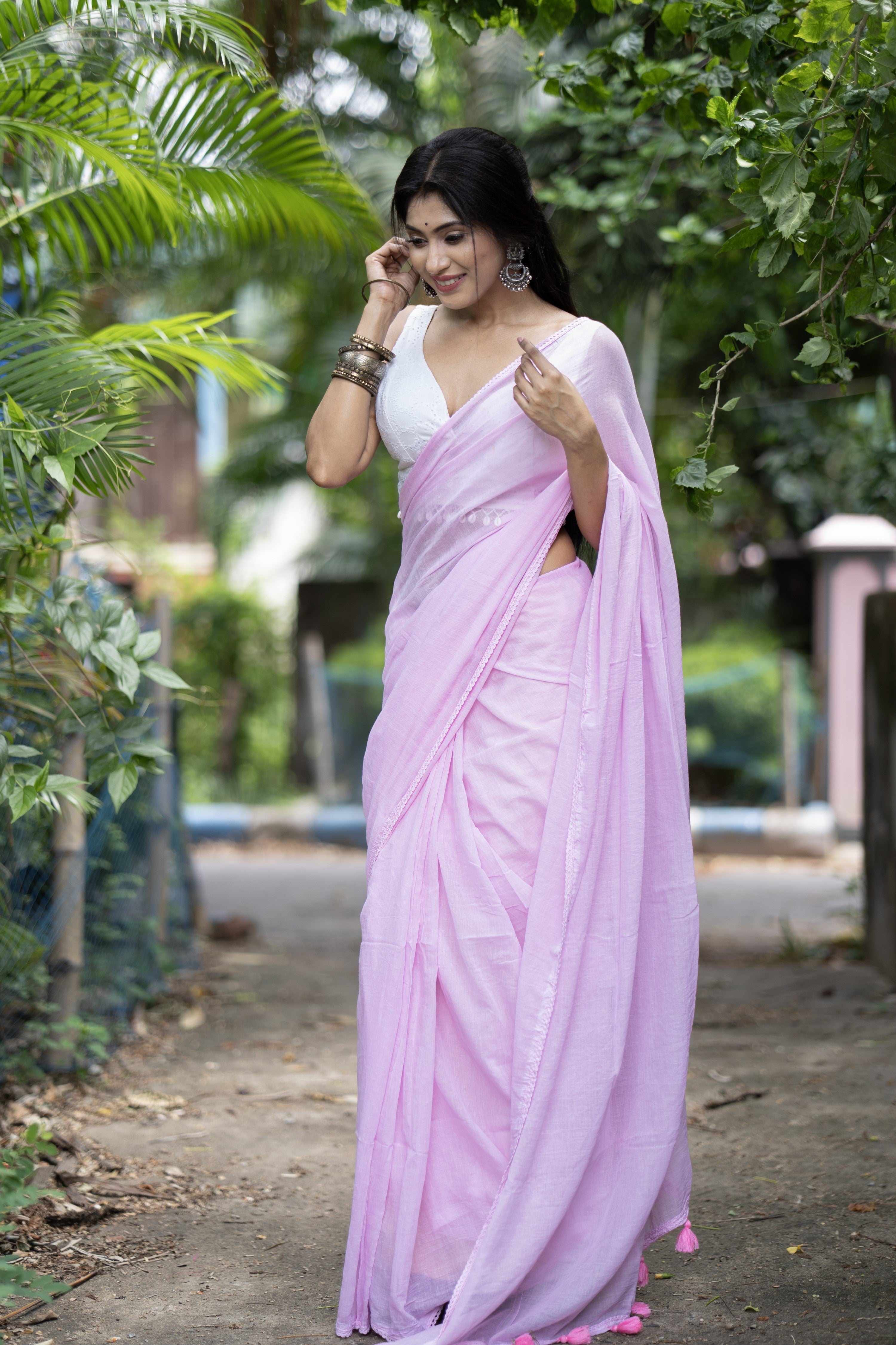 Lavender Rose Mul Cotton Saree with Embroidered Lace