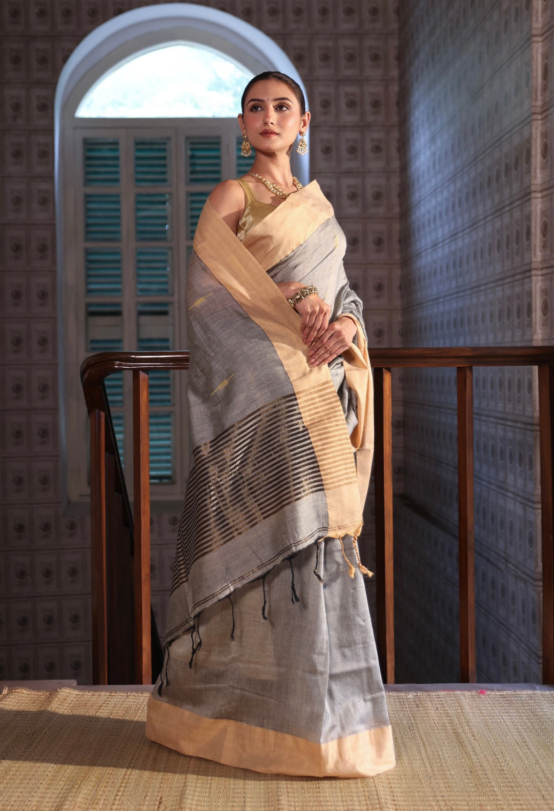 Squirrel Grey Handweaving Pure Cotton Saree with contrast Cotton saree