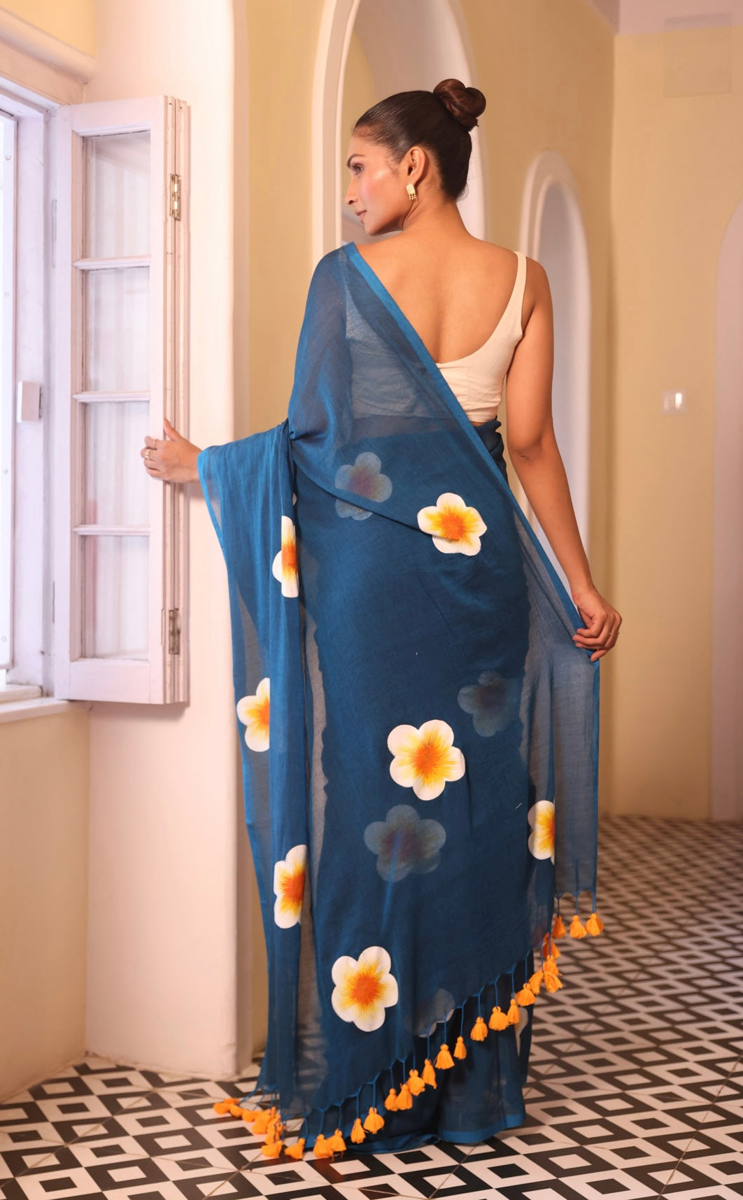 Navy blue Hand-Printed Floral Mulmul Cotton Saree