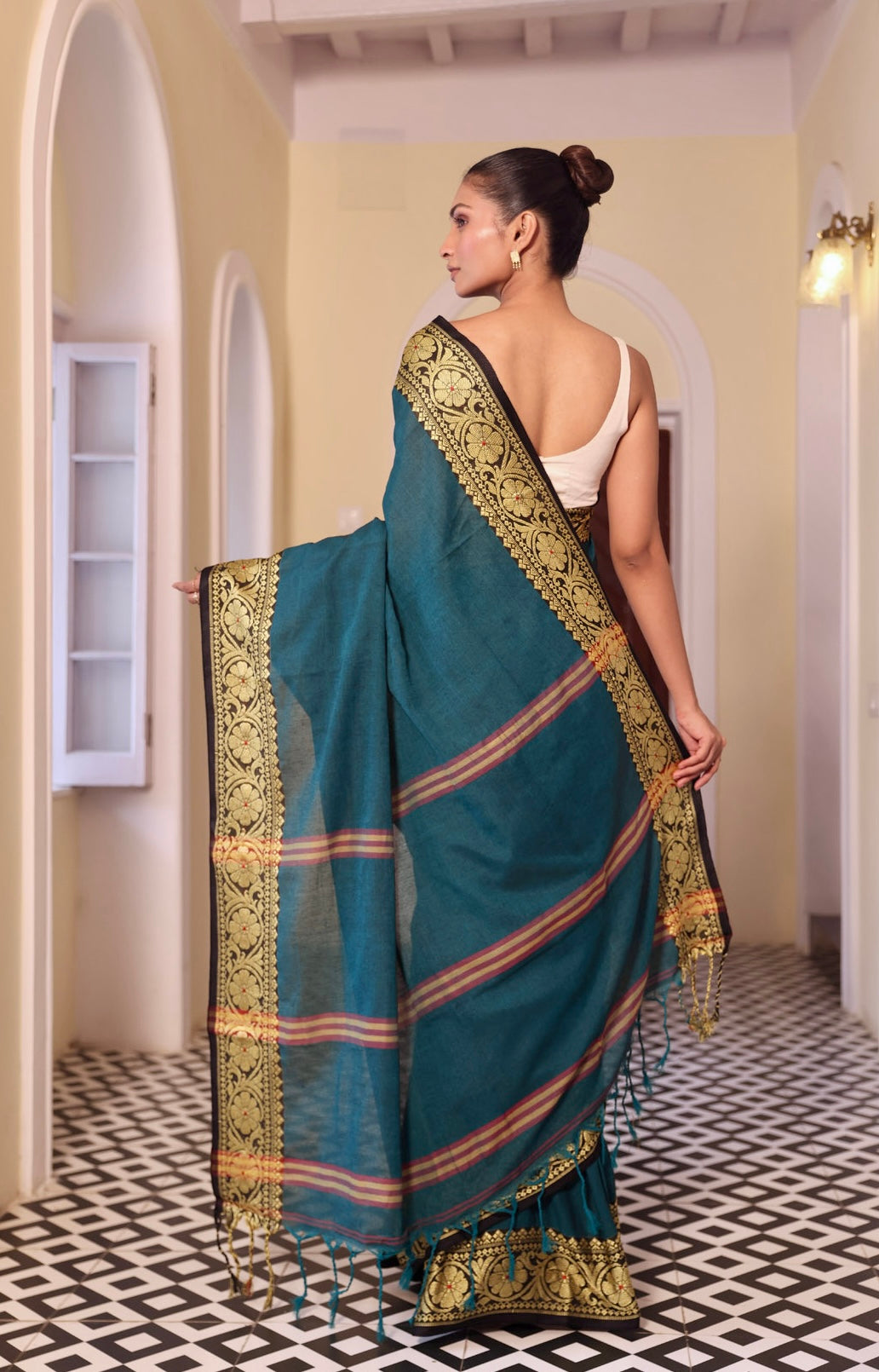Teal Handweaving Pure Cotton Saree with blouse piece
