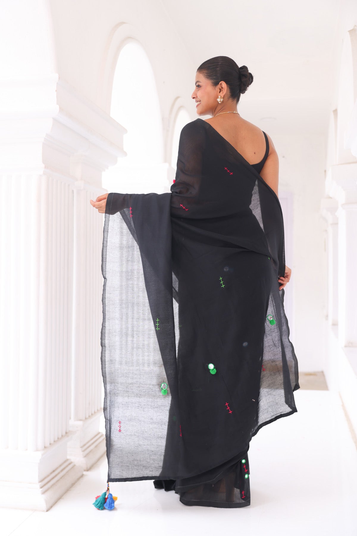 Black mul Cotton Mirror Work Weaving Pompom Saree-Black