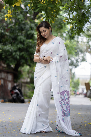 White bird hand weaving linen jamdani saree with blouse piece